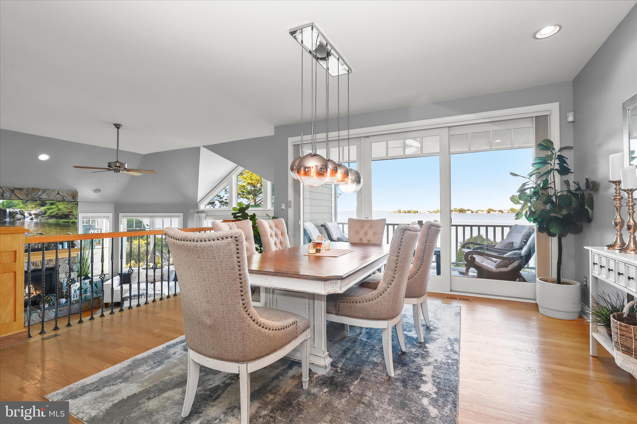 NARROWS POINTE - Residential