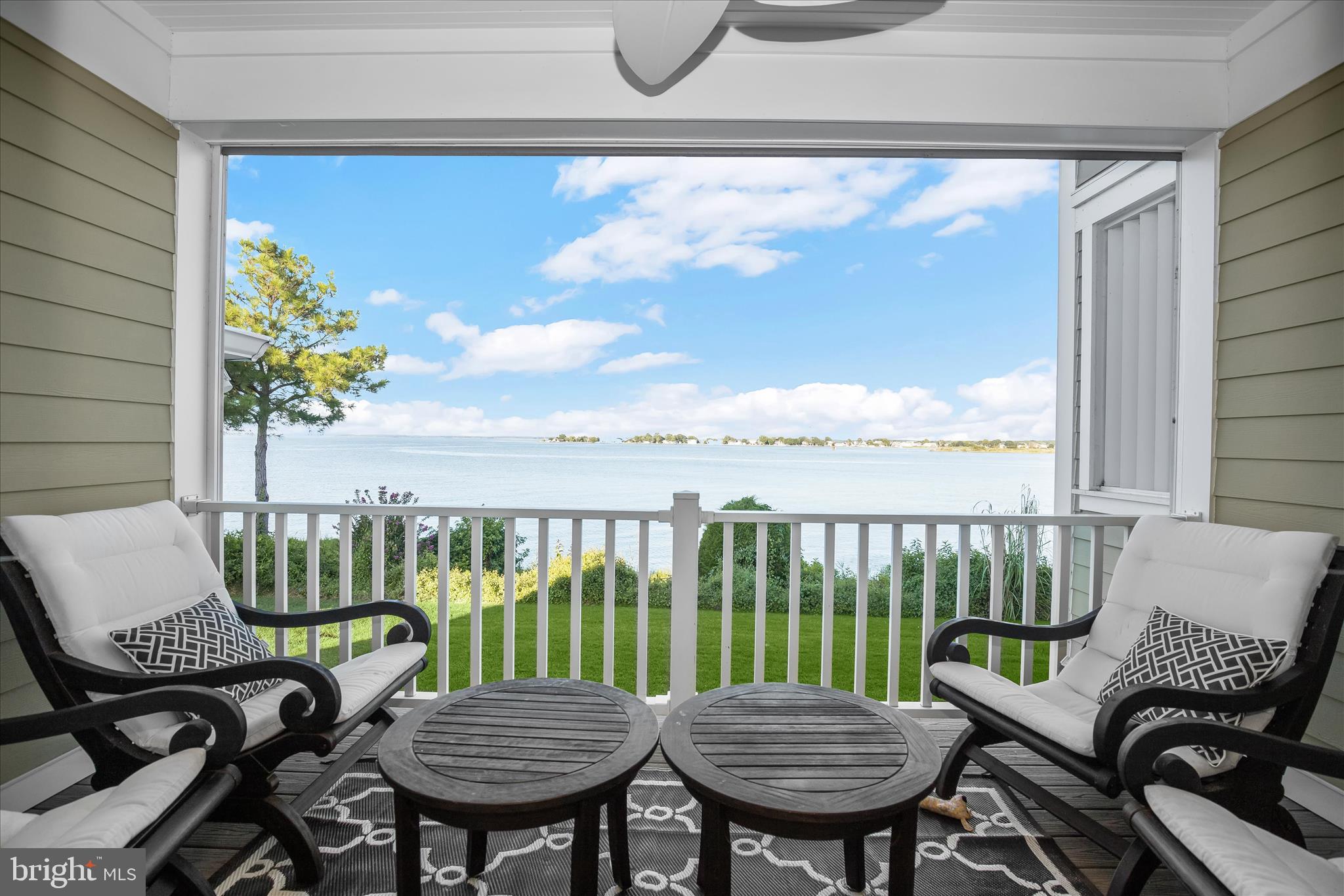 NARROWS POINTE - Residential