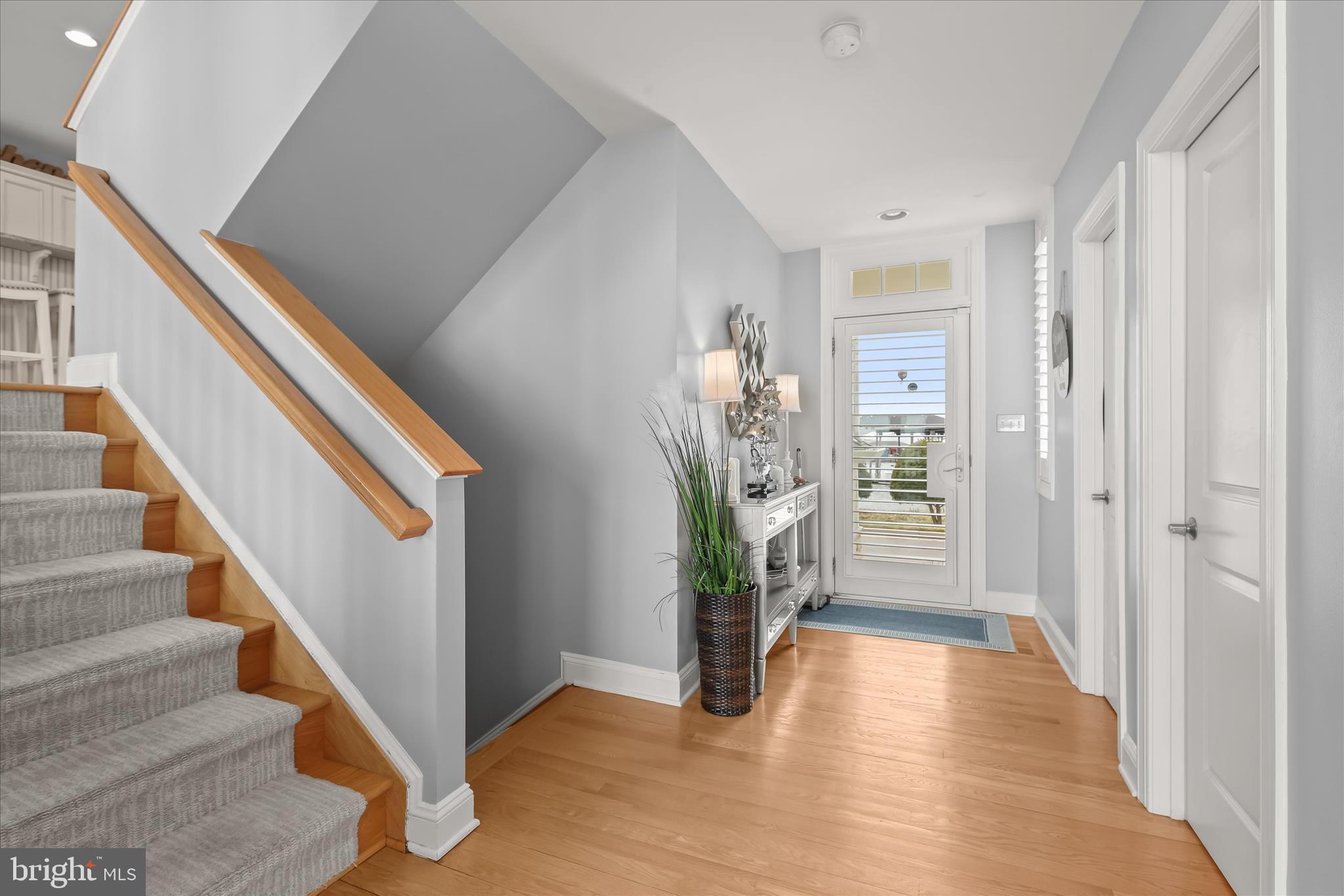 NARROWS POINTE - Residential