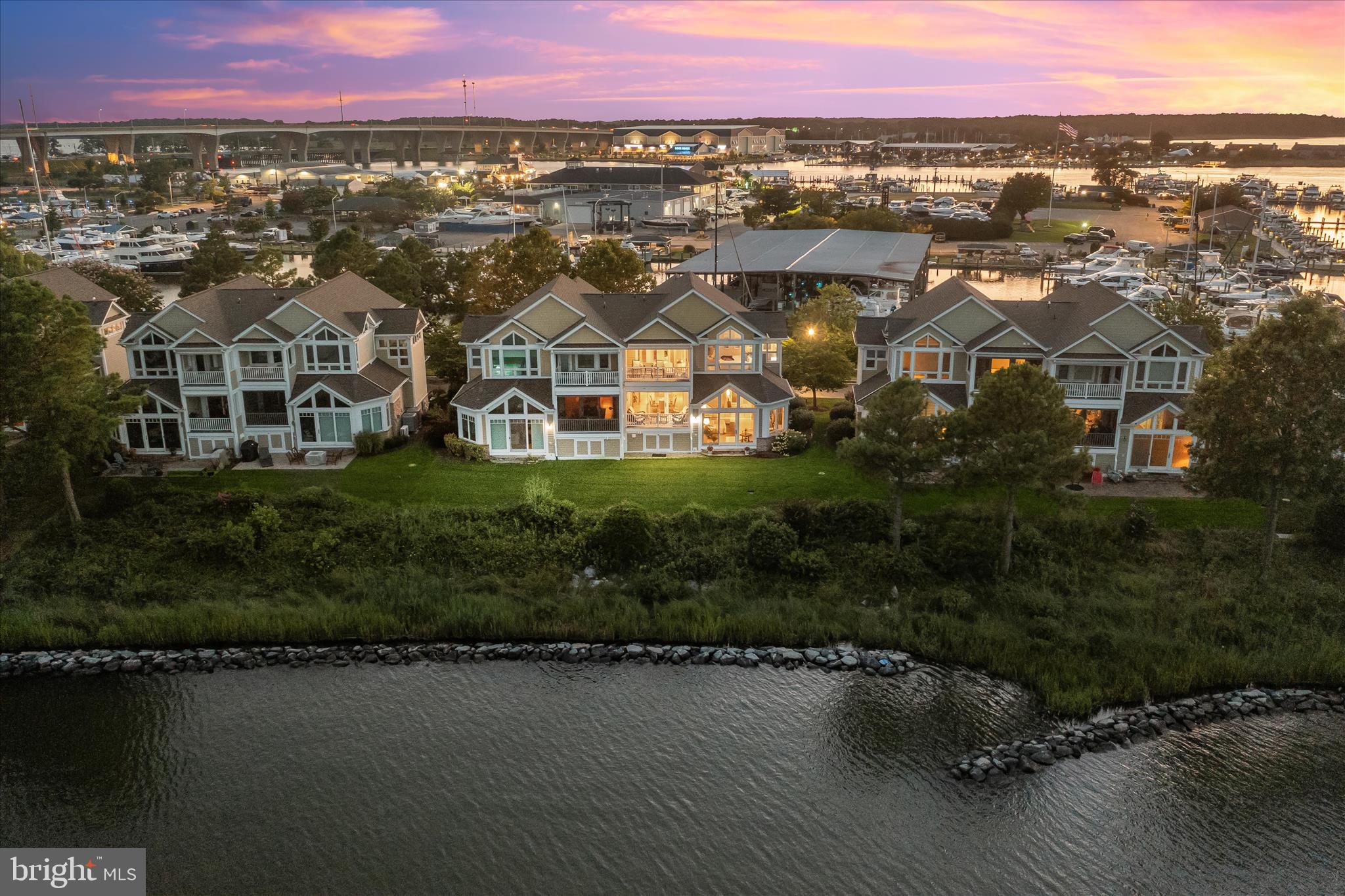 NARROWS POINTE - Residential