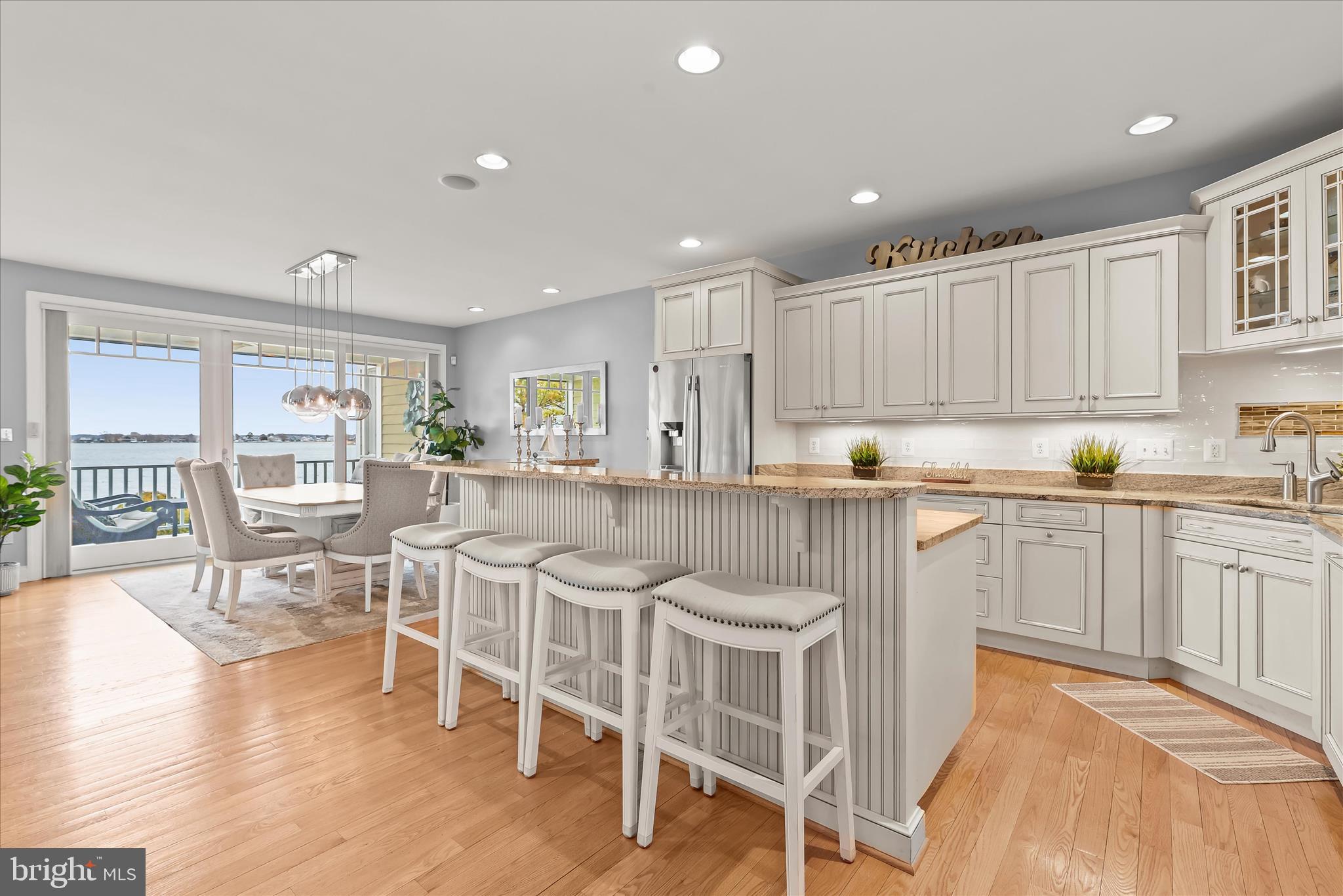 NARROWS POINTE - Residential