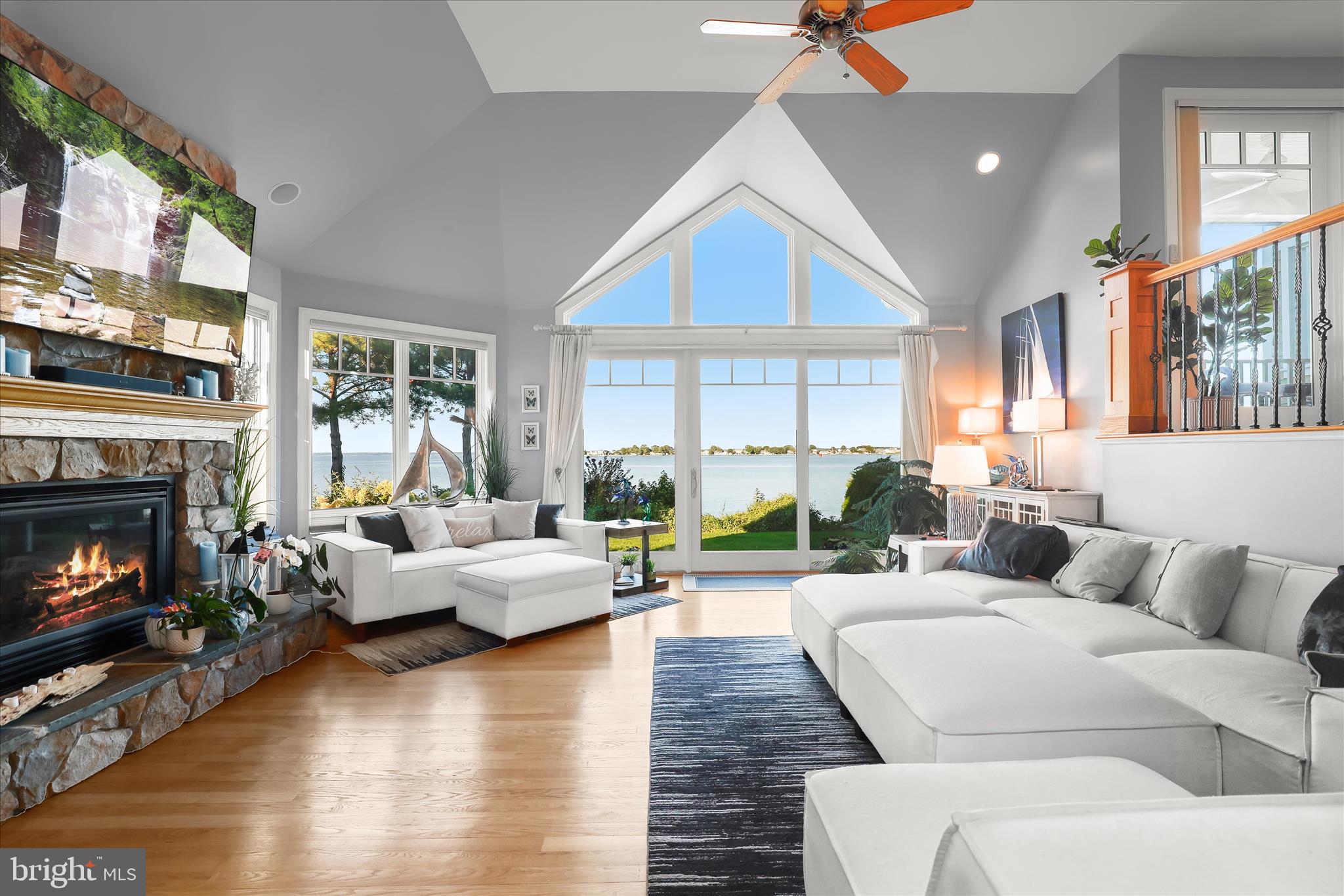 NARROWS POINTE - Residential