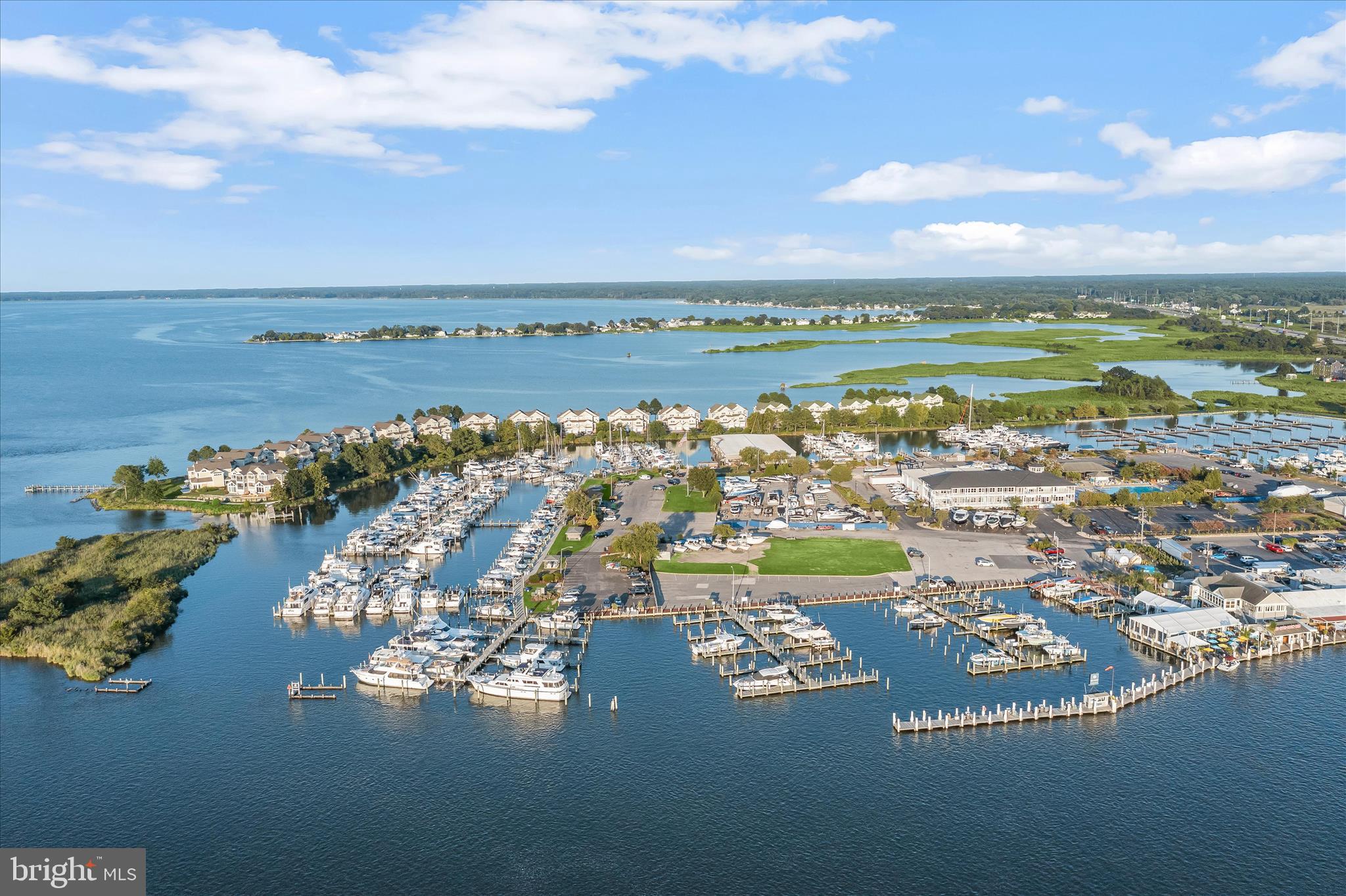 NARROWS POINTE - Residential