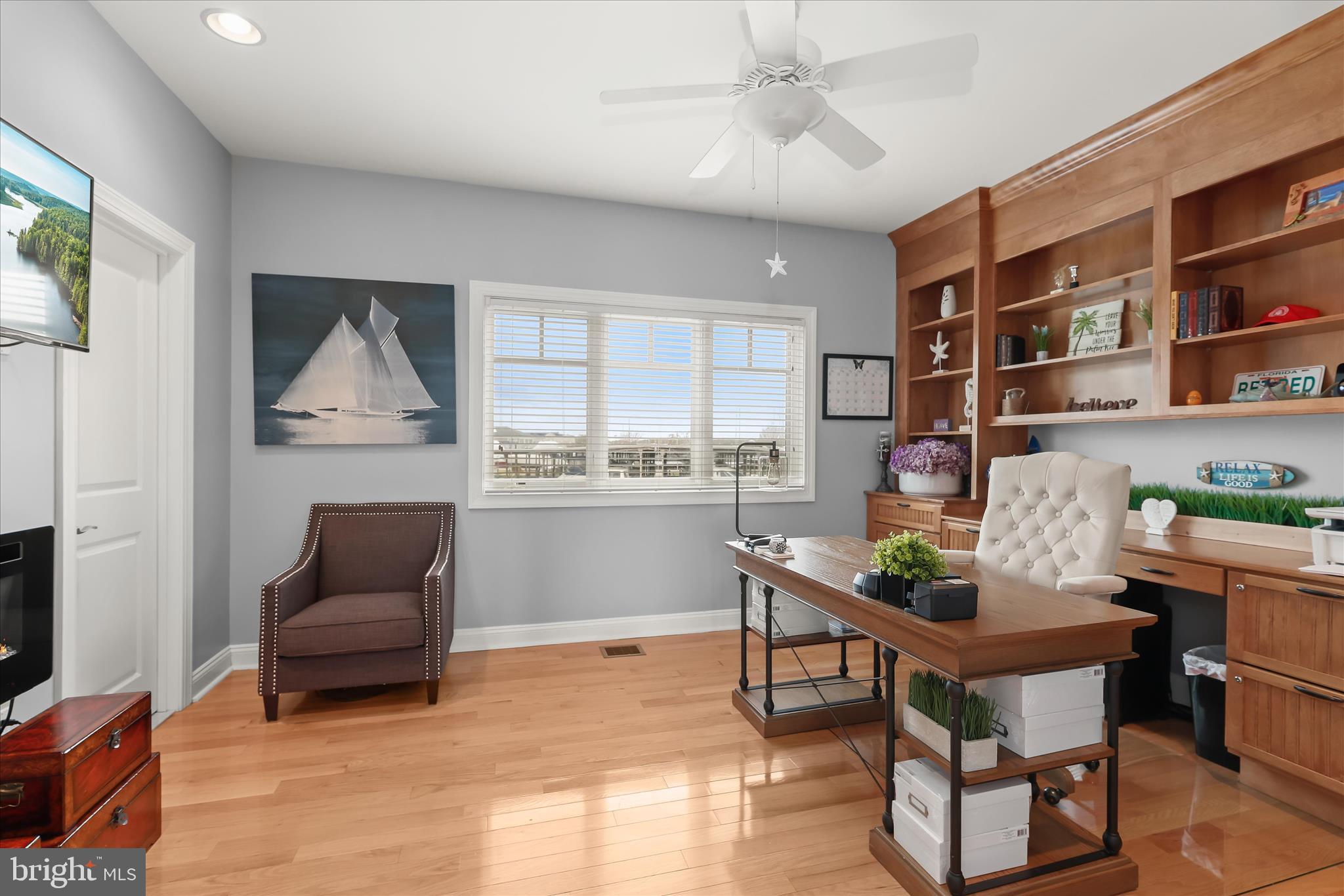 NARROWS POINTE - Residential