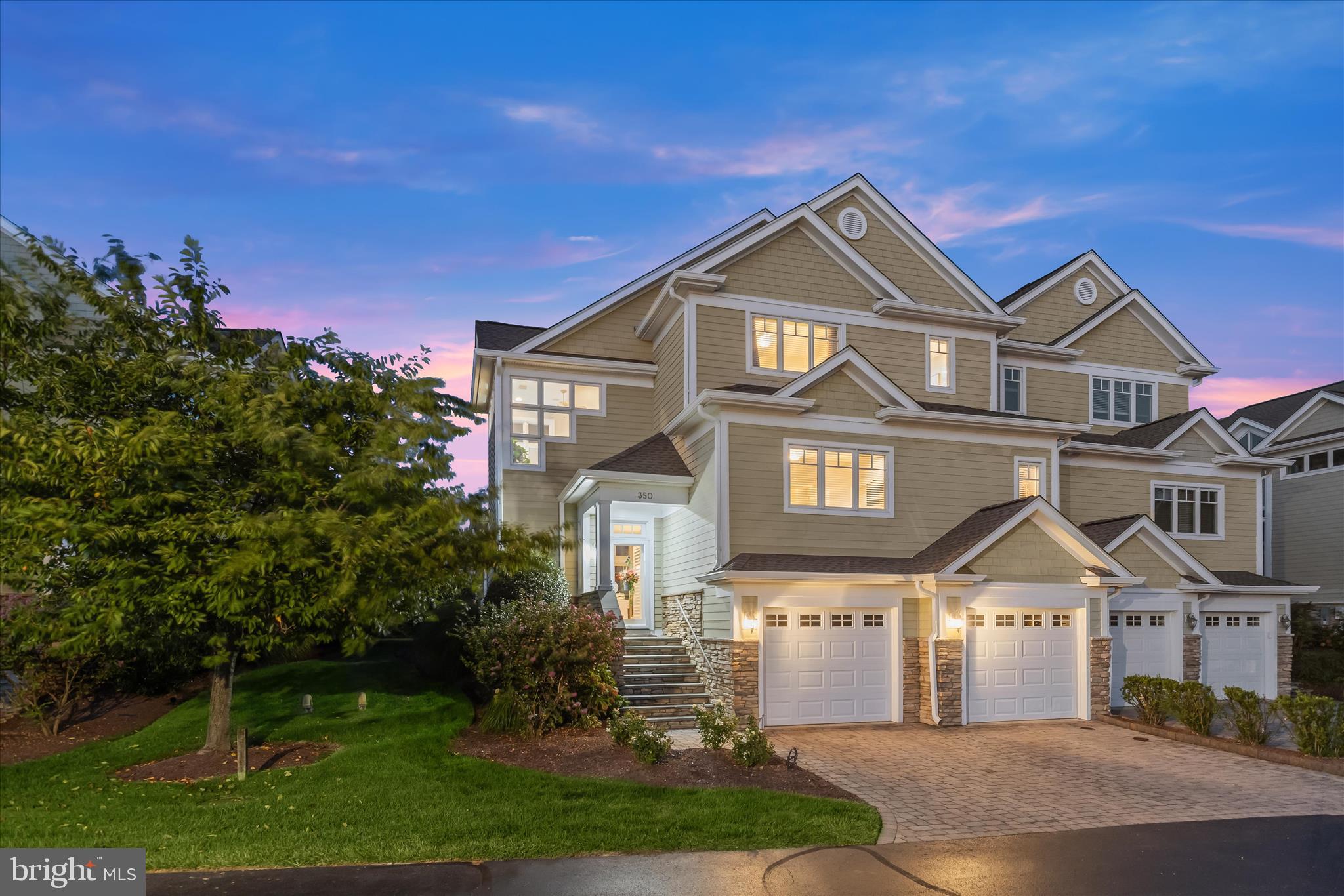 NARROWS POINTE - Residential