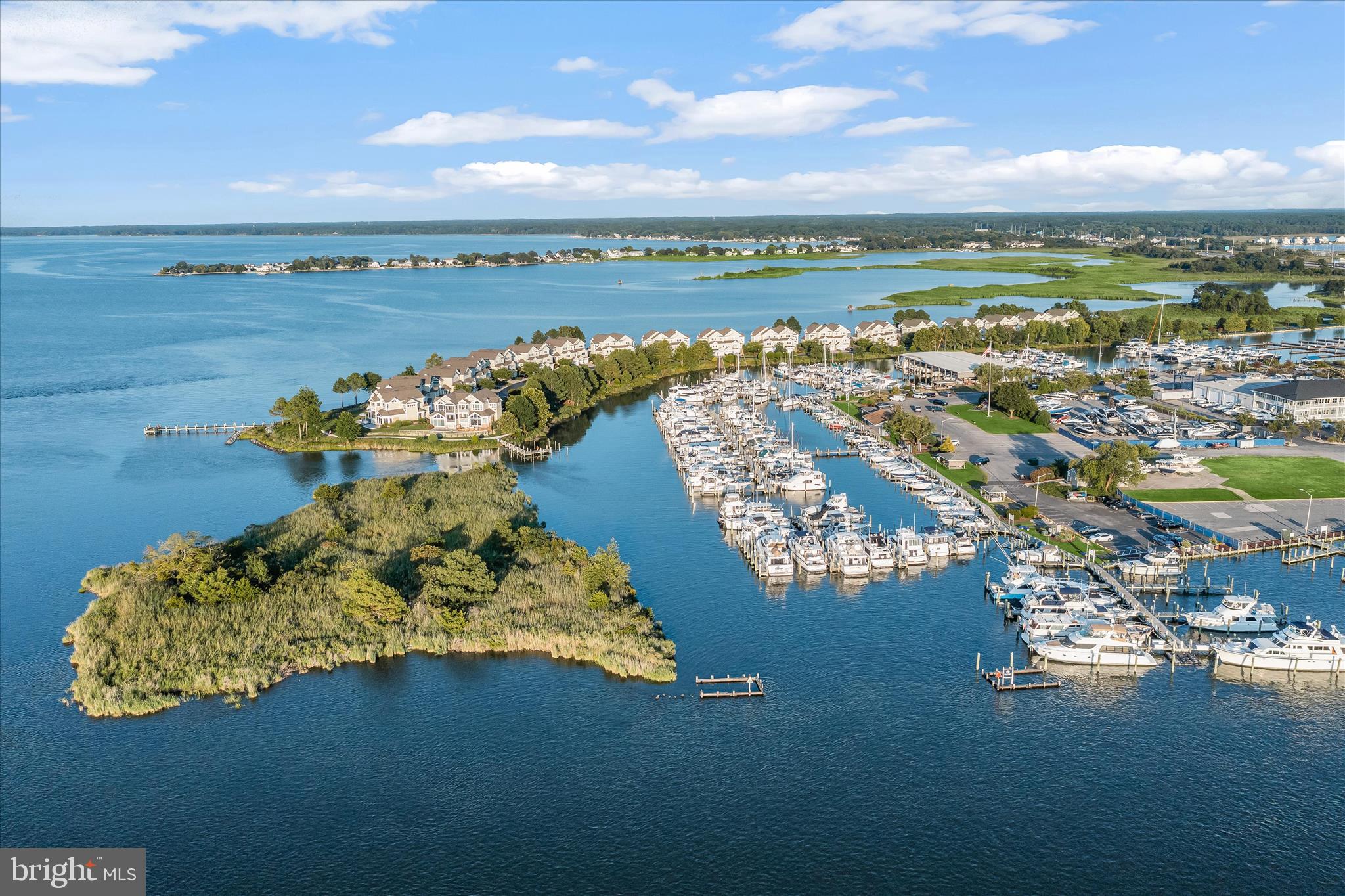 NARROWS POINTE - Residential