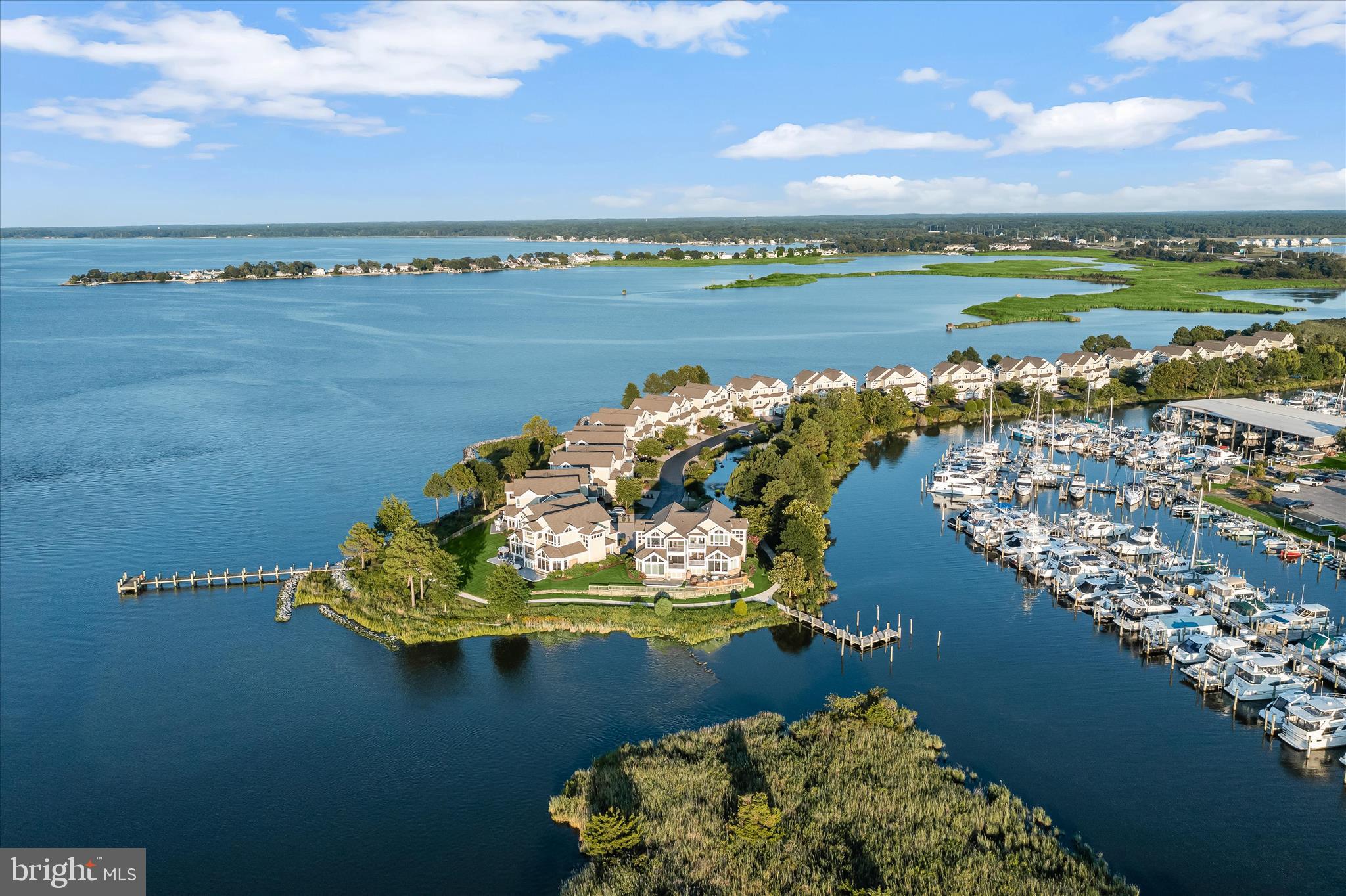 NARROWS POINTE - Residential