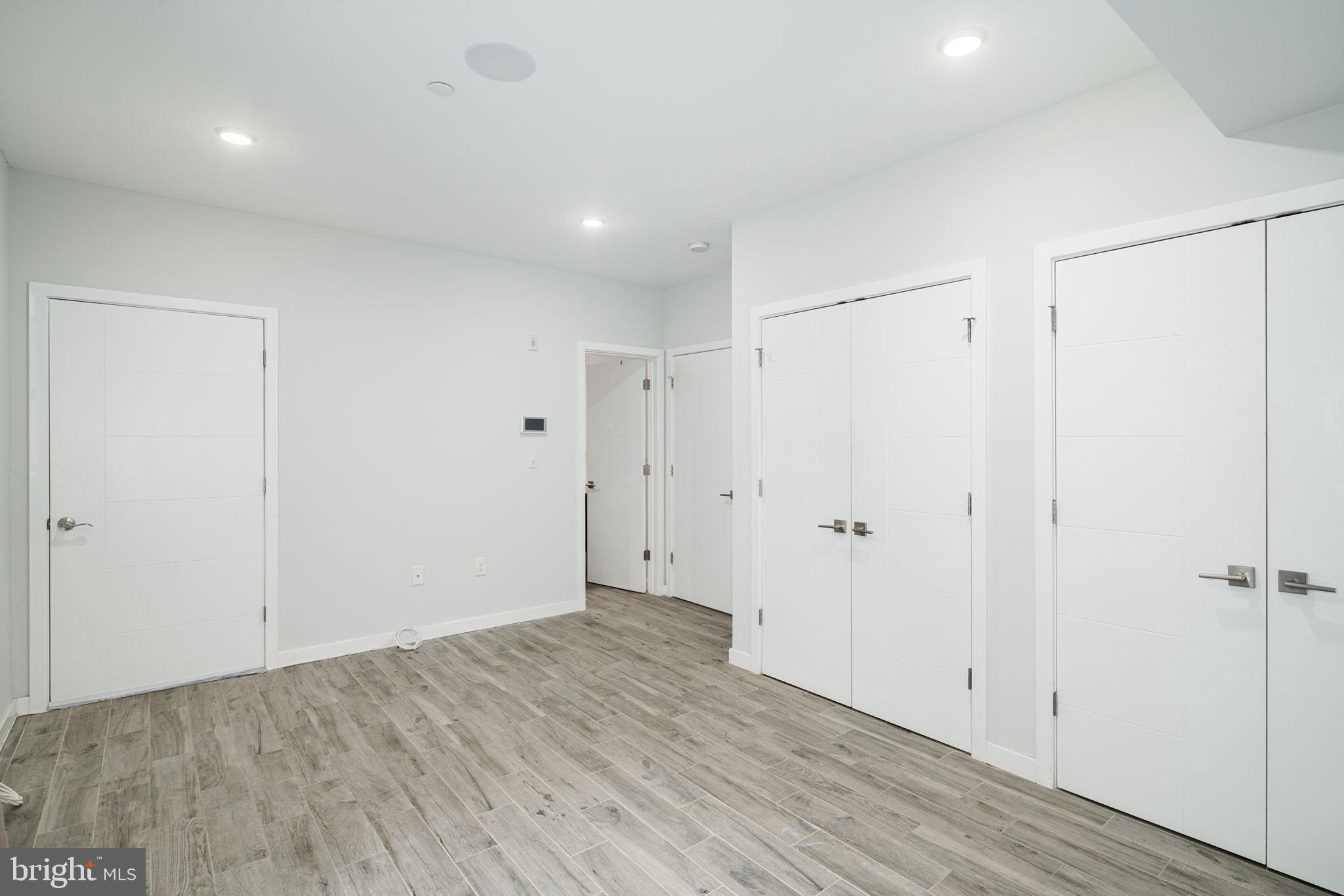 LUDLOW - Residential