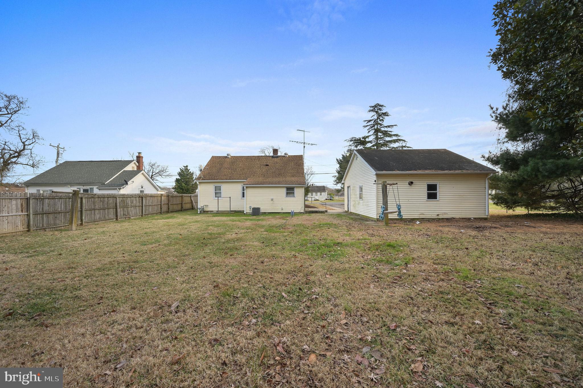 11901 WILLOW GROVE ROAD