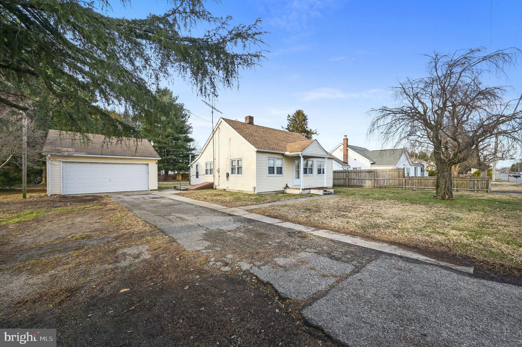 11901 WILLOW GROVE ROAD