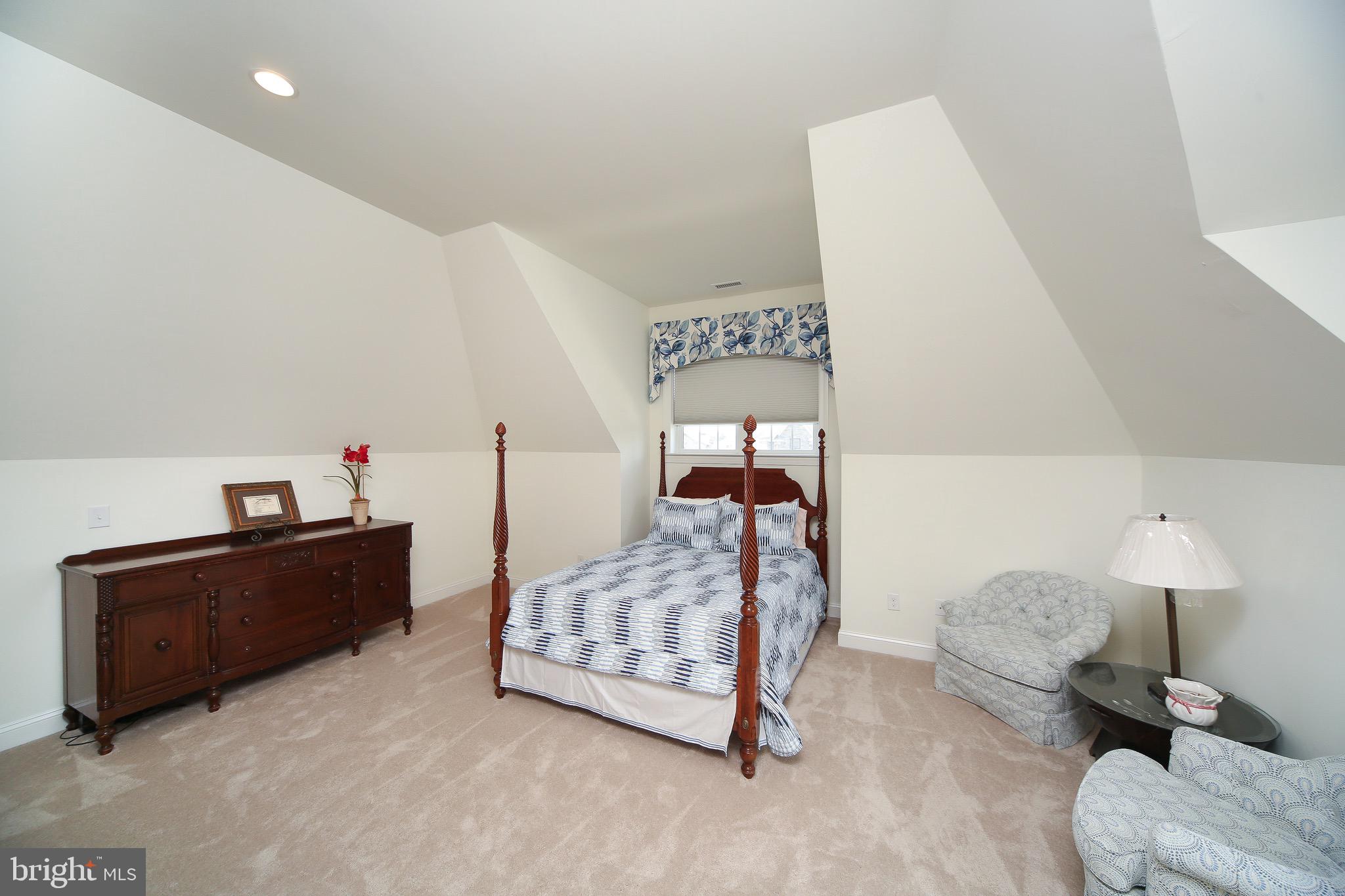 RESERVE AT CREEKSIDE - Residential