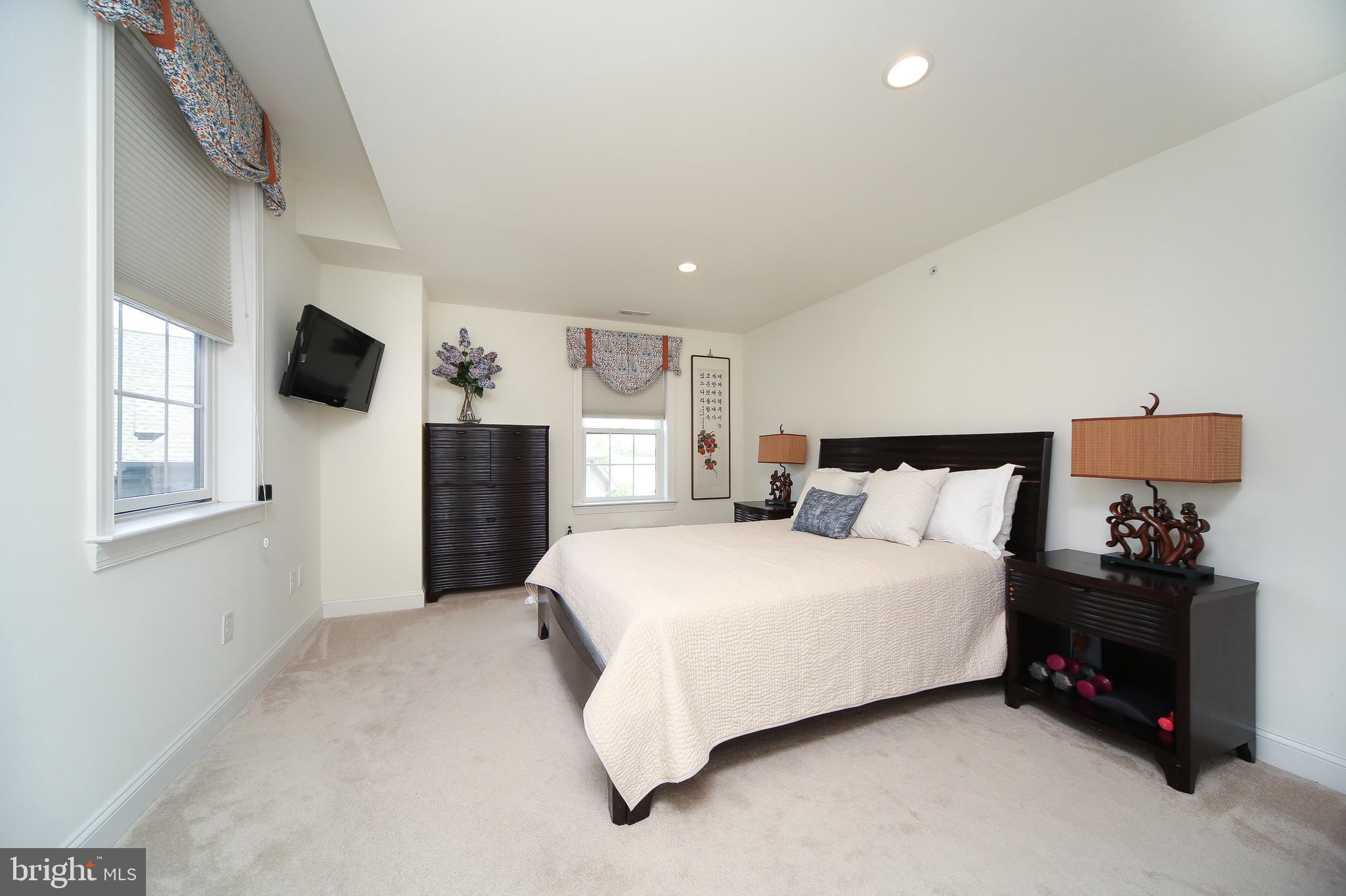 RESERVE AT CREEKSIDE - Residential