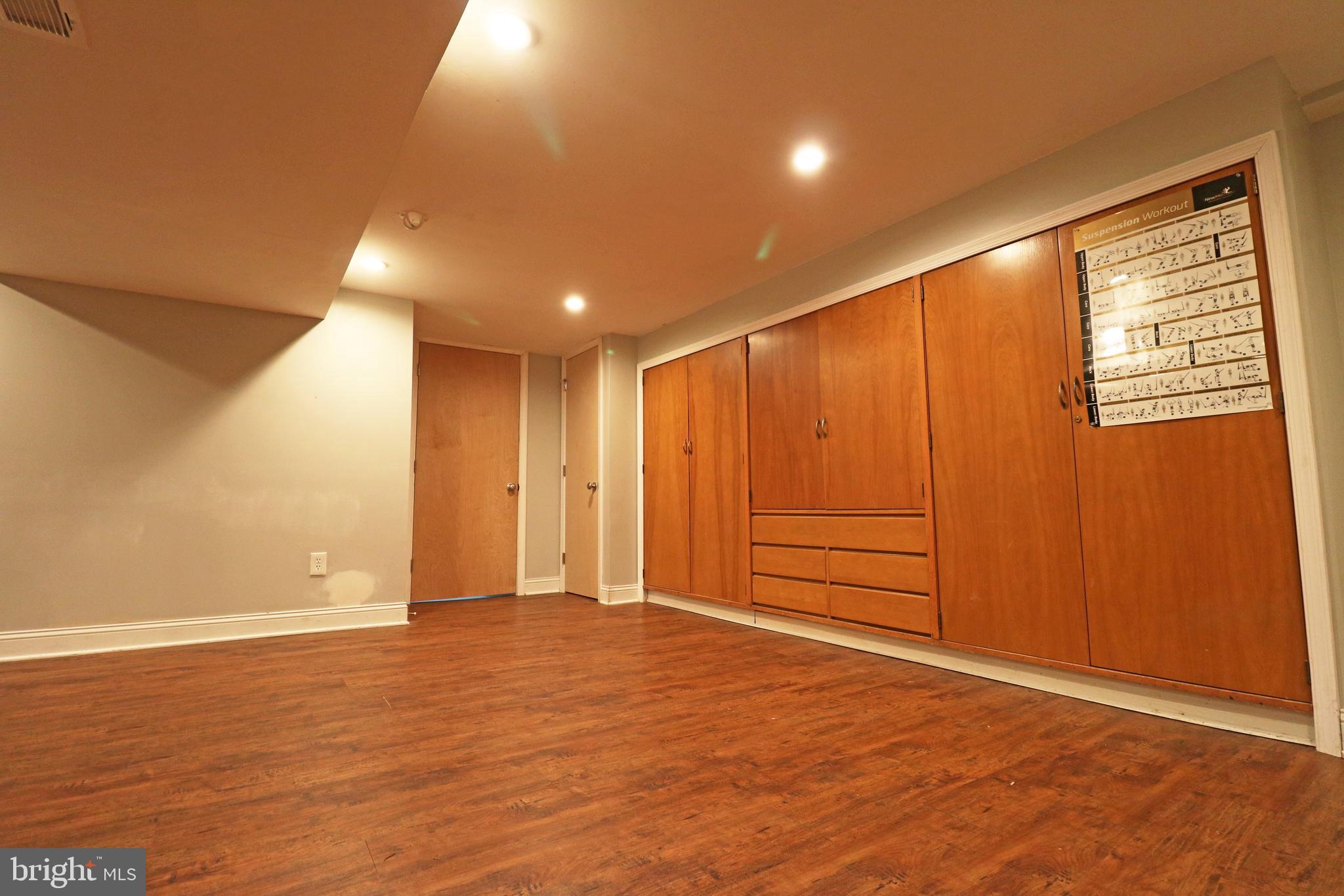 ROLLING GREEN - Residential