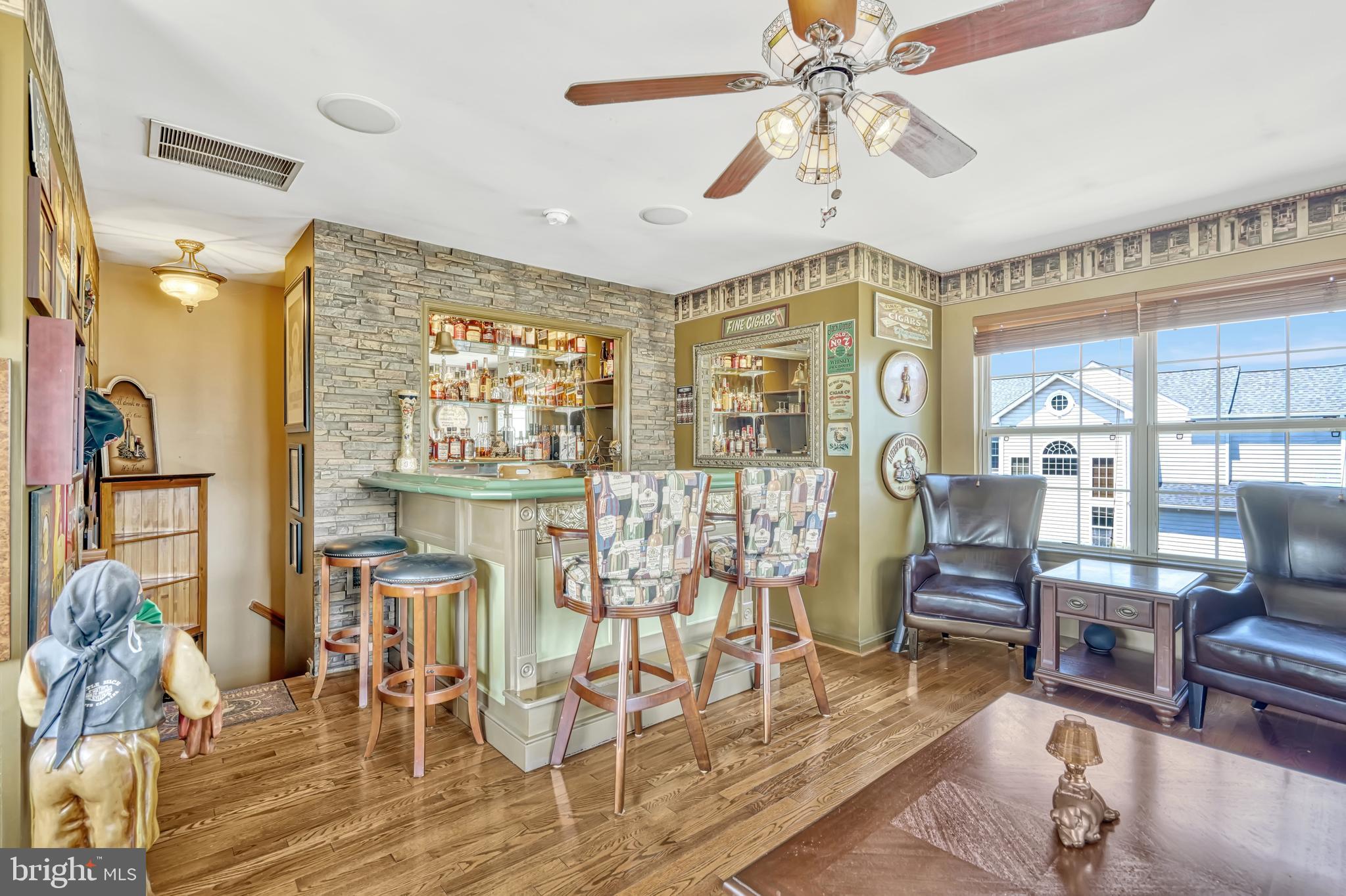 SUMNER LAKE - Residential