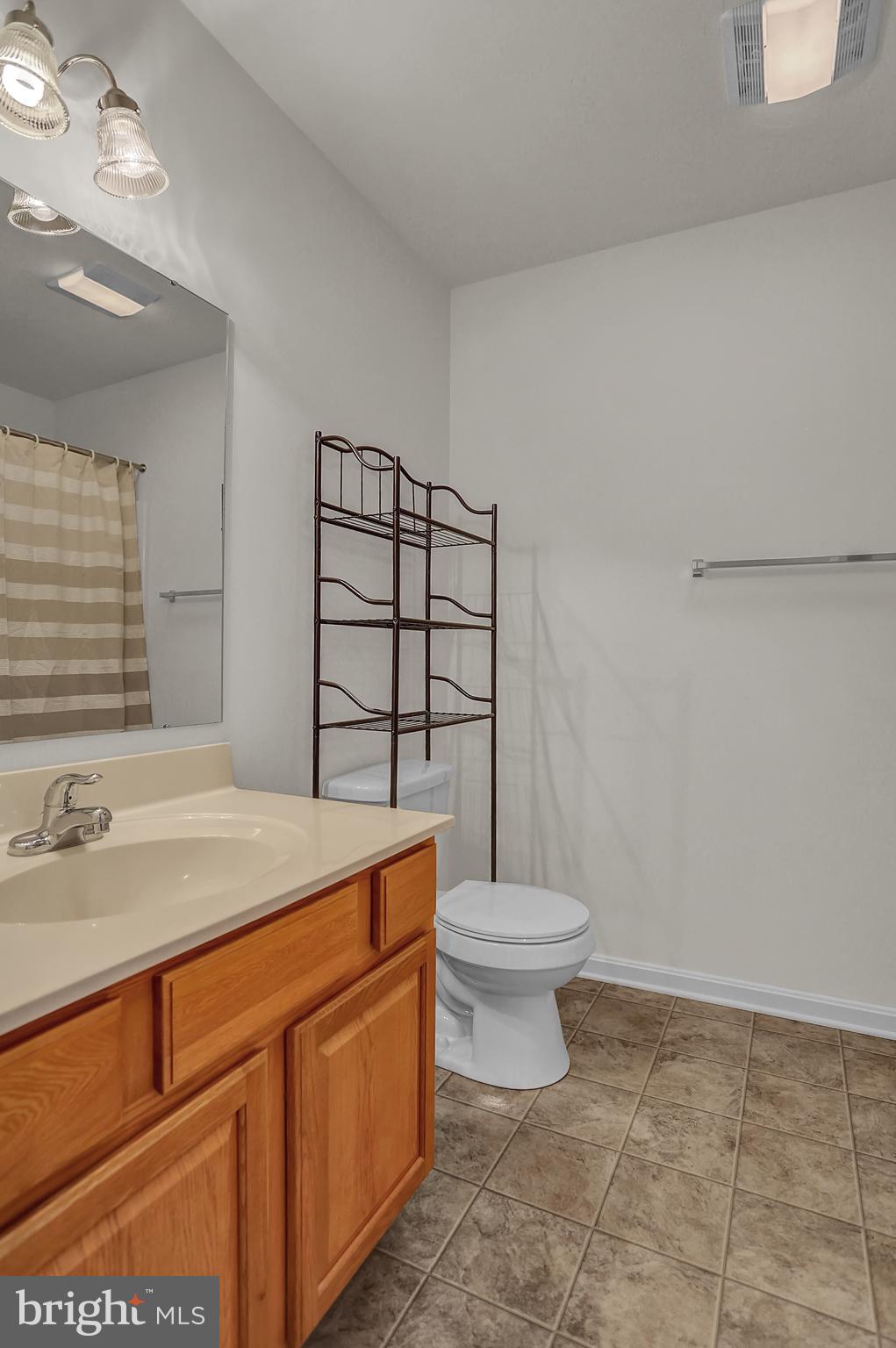 OAK HILLS - Residential