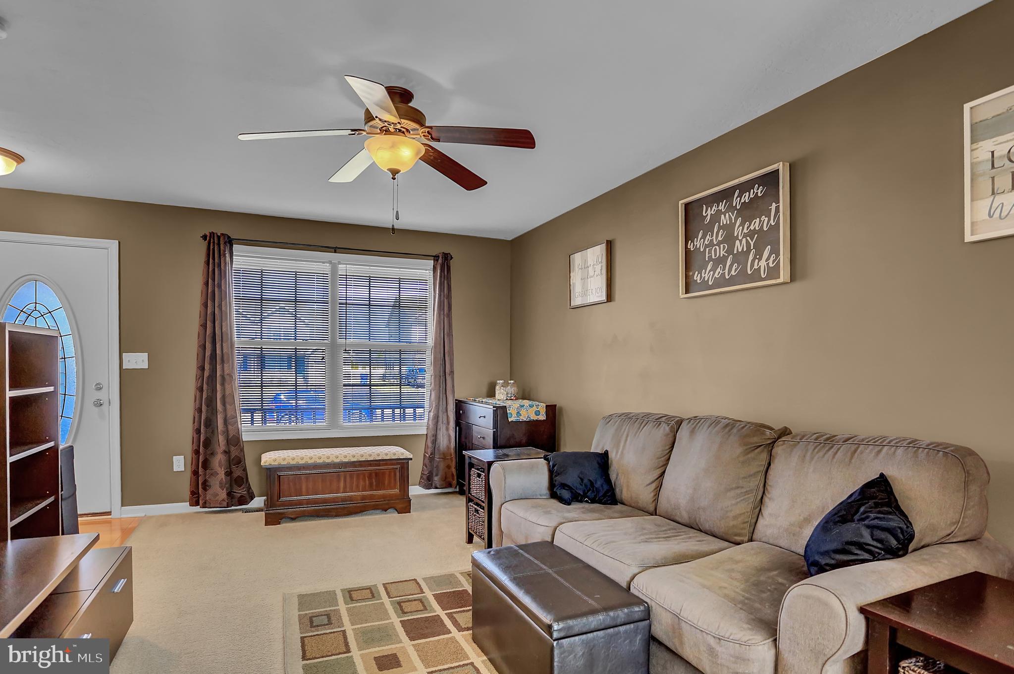 OAK HILLS - Residential