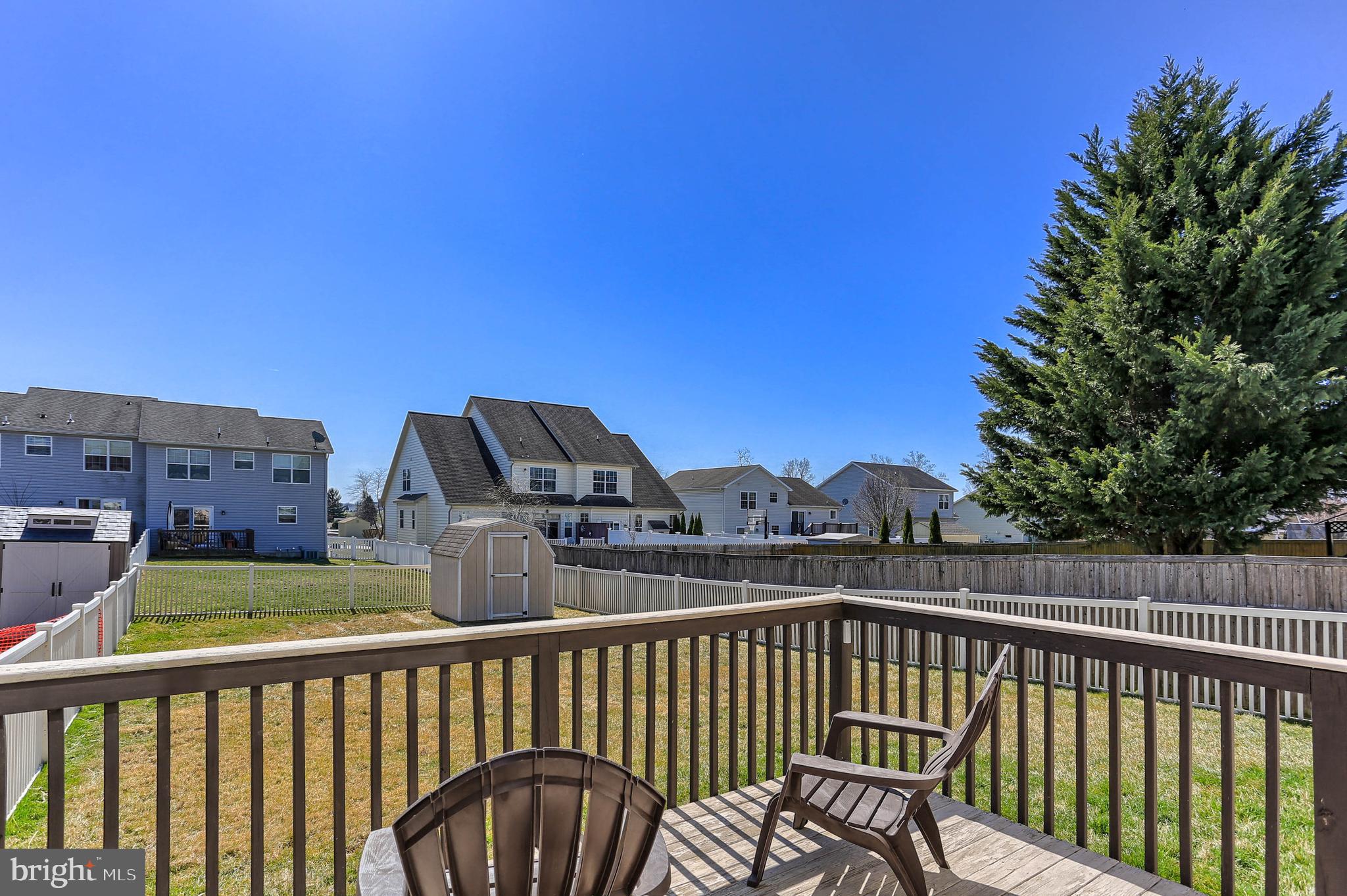 OAK HILLS - Residential