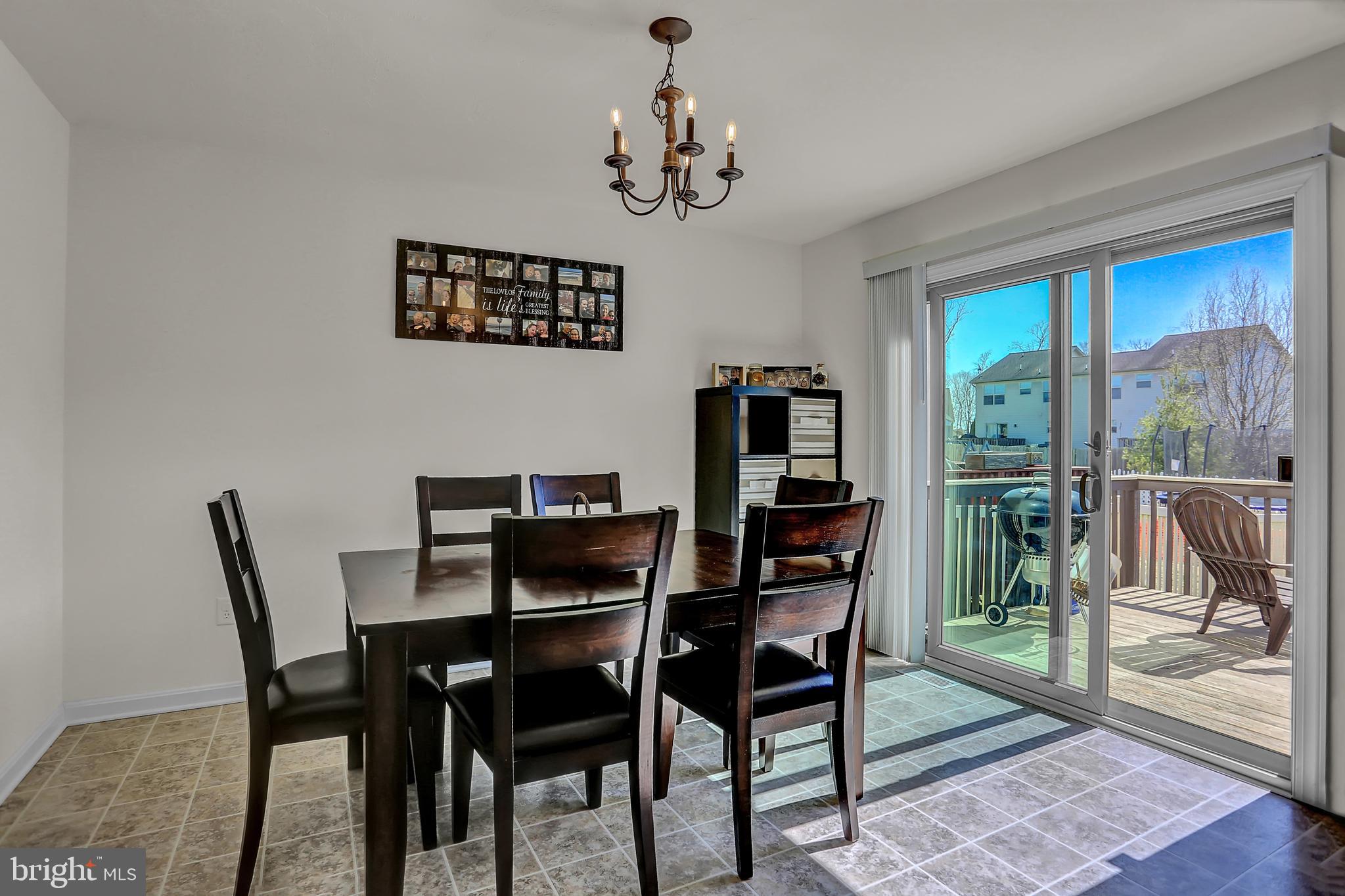 OAK HILLS - Residential