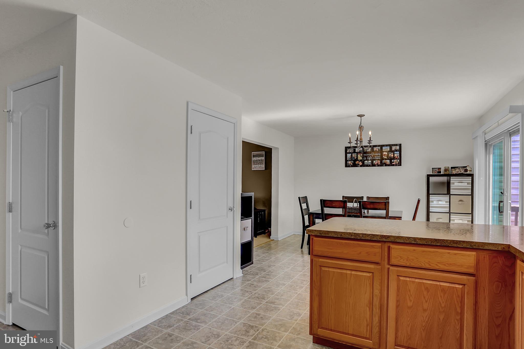 OAK HILLS - Residential