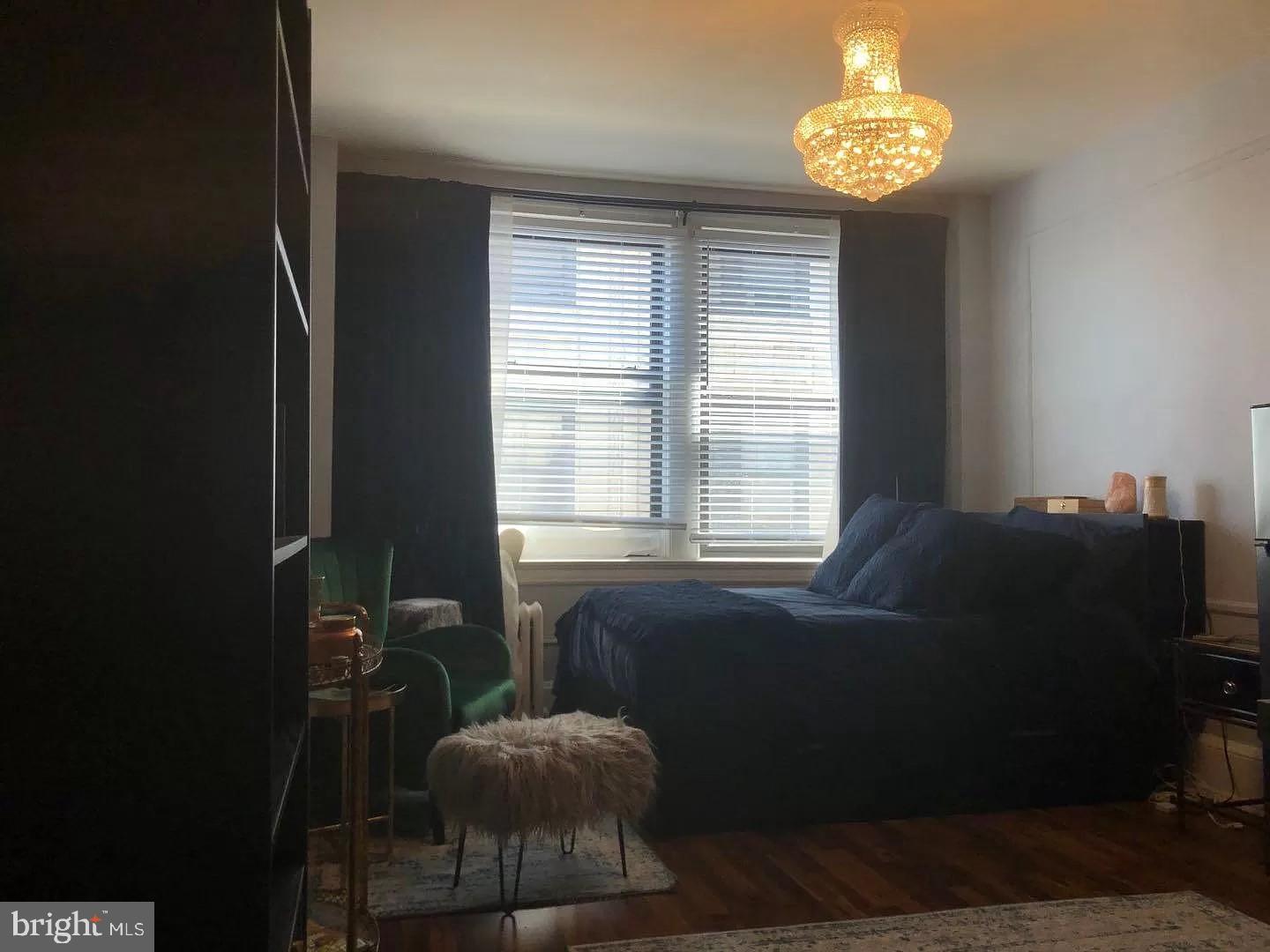 1324 LOCUST STREET 1403