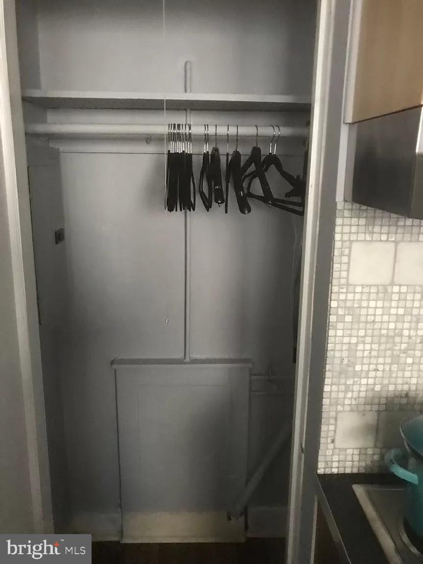 AVENUE OF THE ARTS - Residential