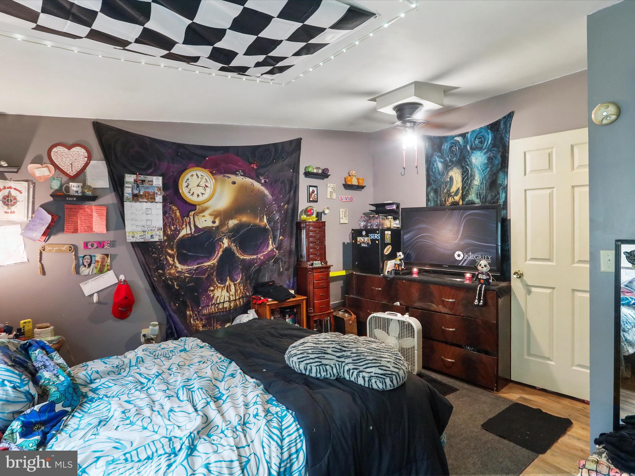 MOUNTAINEER VILLAGE - Residential