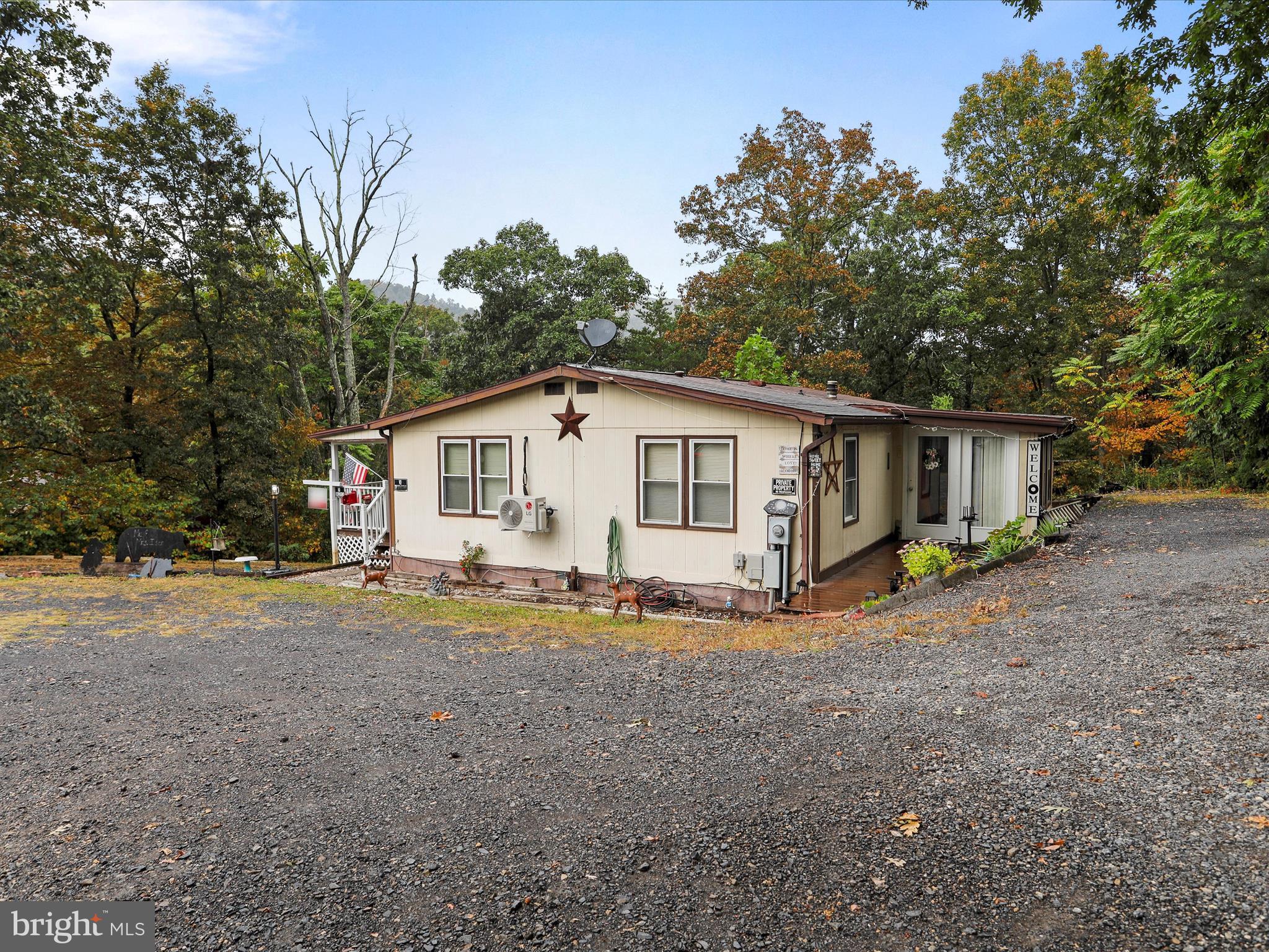 MOUNTAINEER VILLAGE - Residential