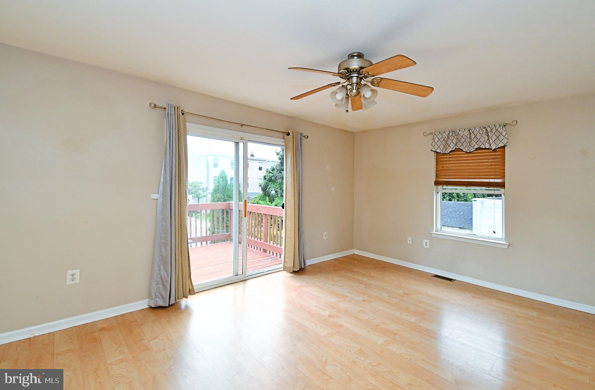 OAKWOOD TERRACE - Residential