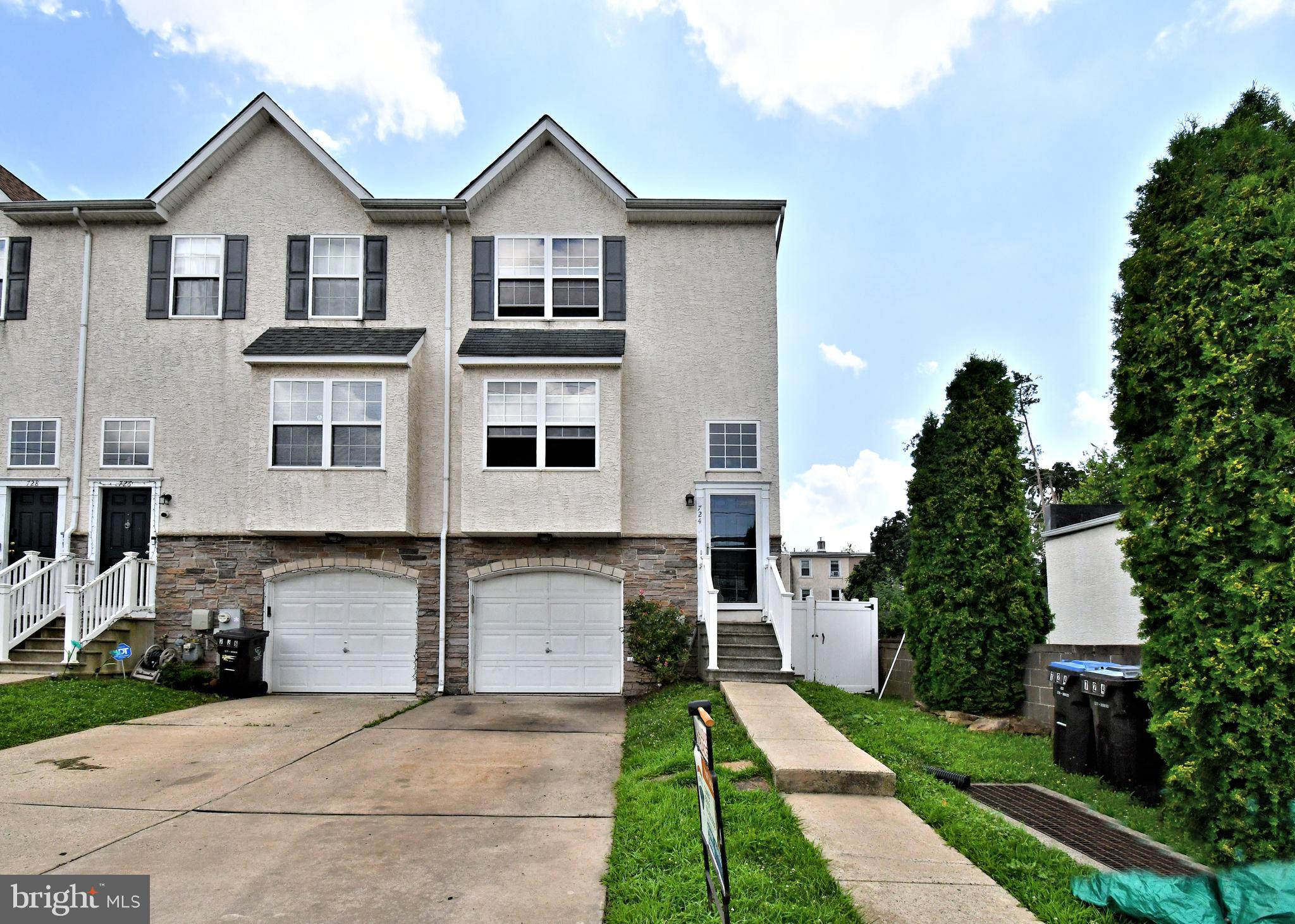 OAKWOOD TERRACE - Residential