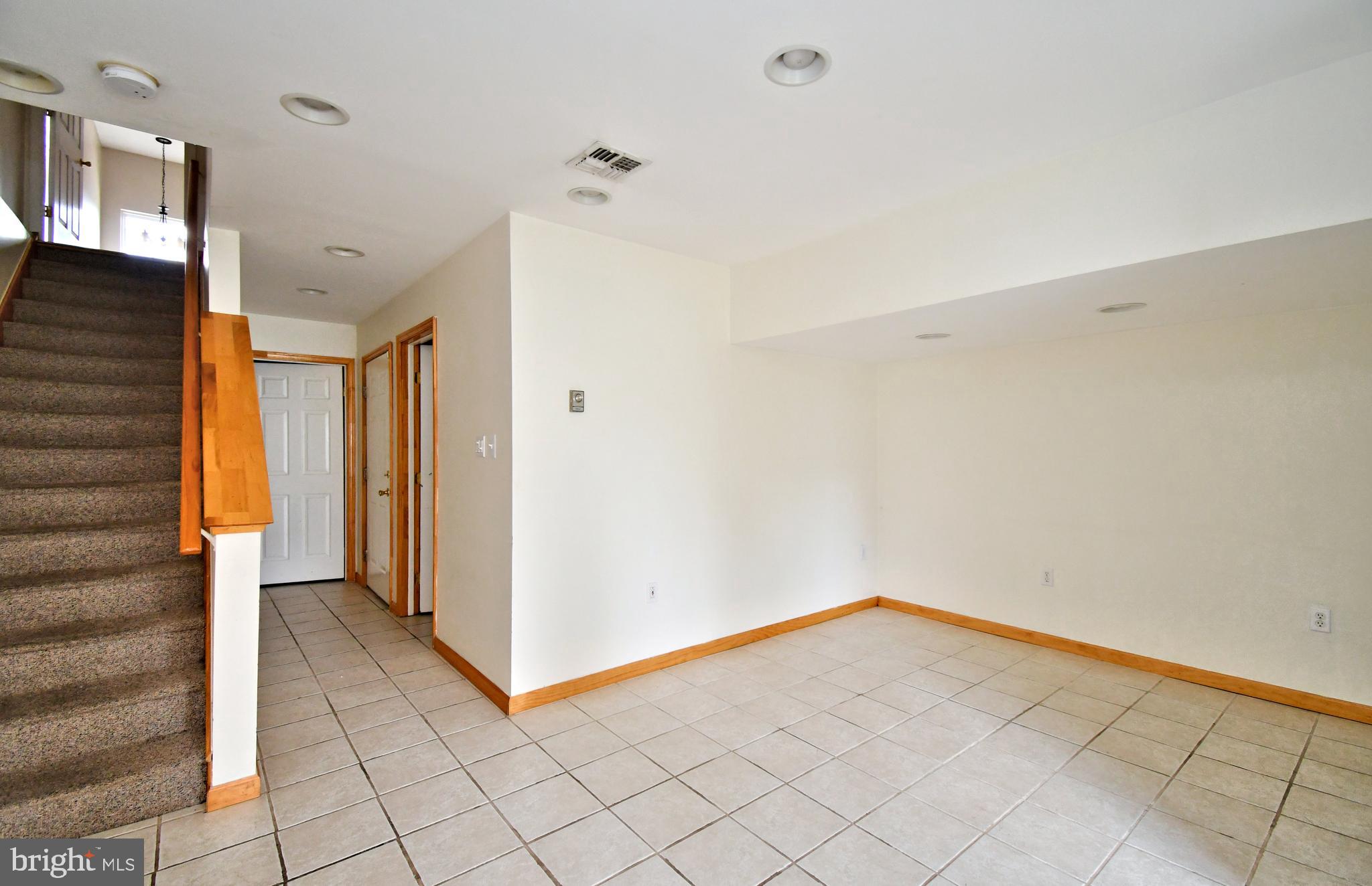 OAKWOOD TERRACE - Residential