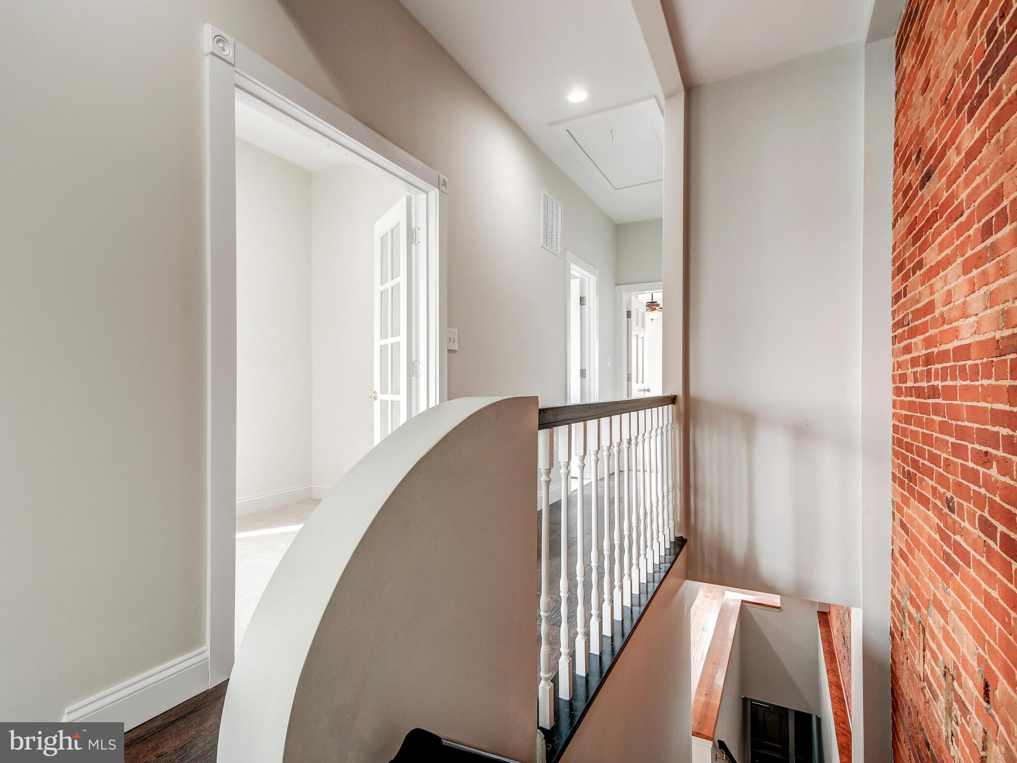 WASHINGTON HILL - Residential Lease