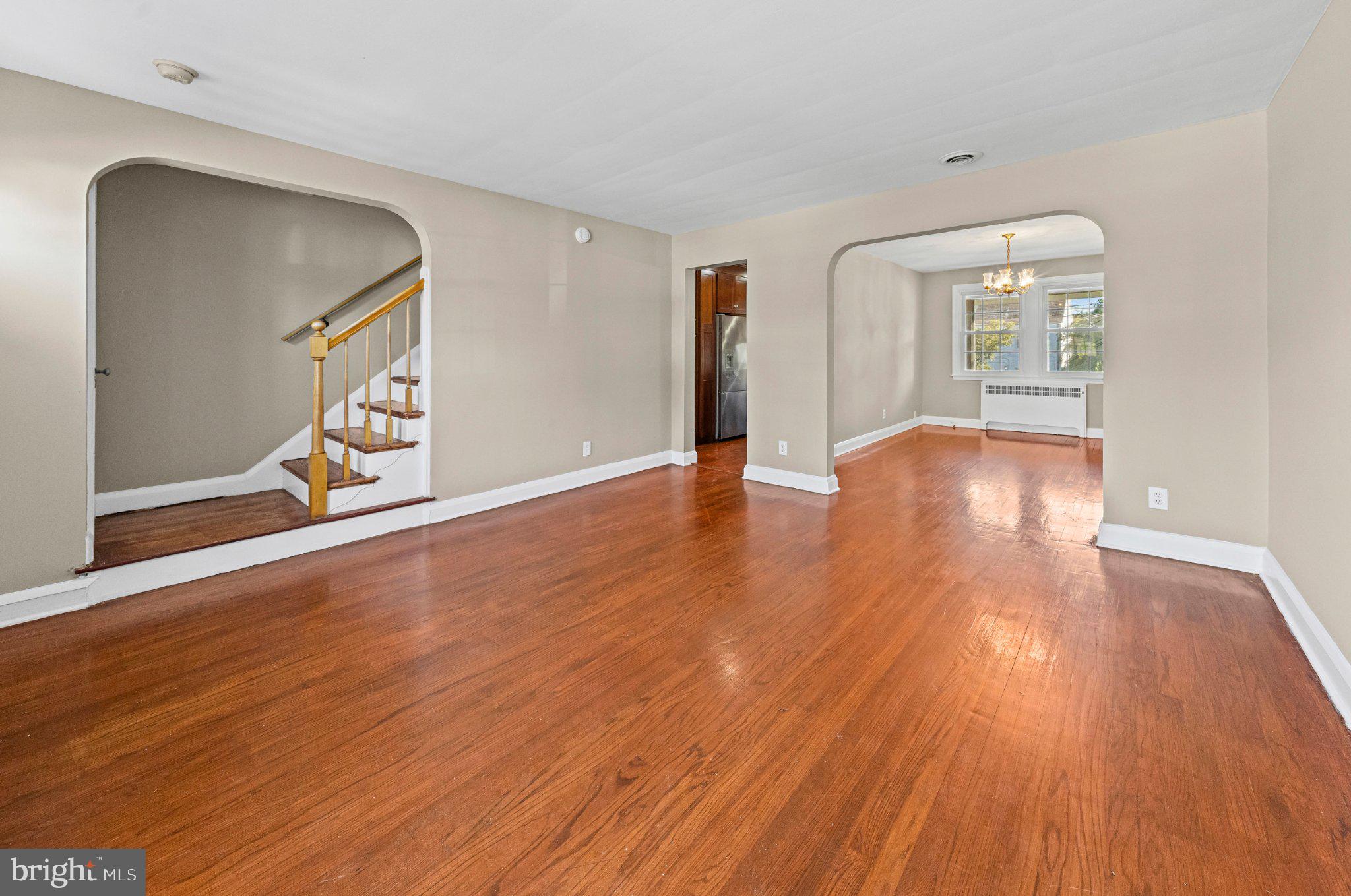 205 RIDGE AVENUE