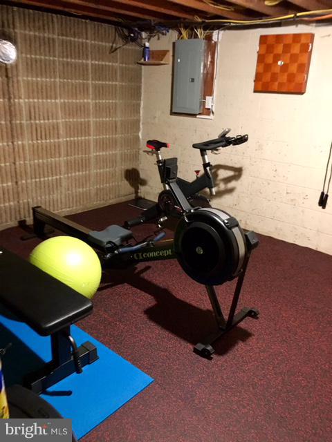 FALLING SPRING - Residential