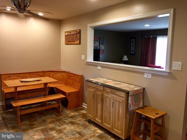 FALLING SPRING - Residential