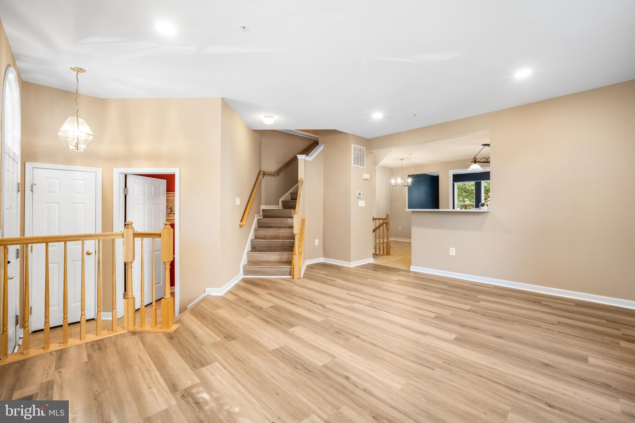 VILLAGES OF URBANA - Residential