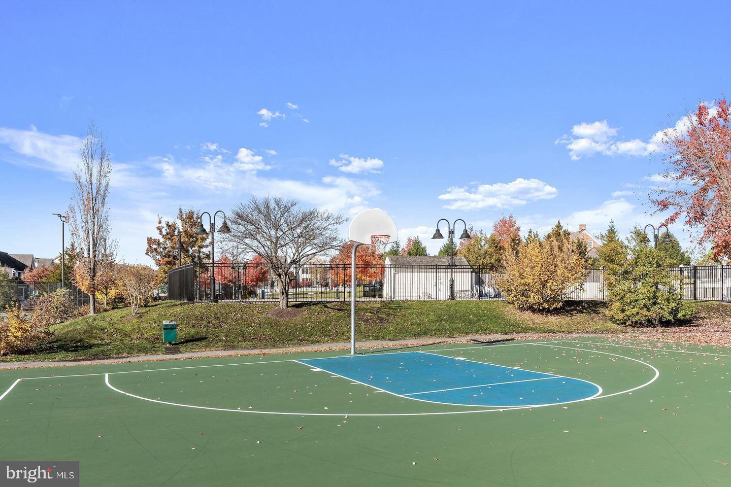 VILLAGES OF URBANA - Residential