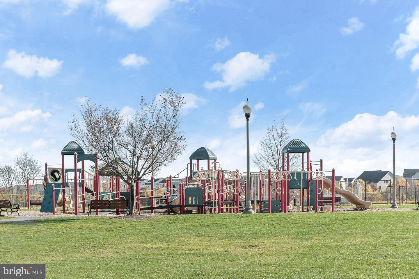 VILLAGES OF URBANA - Residential