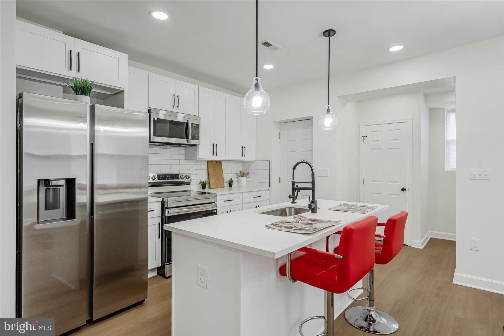 MONDAWMIN - Residential