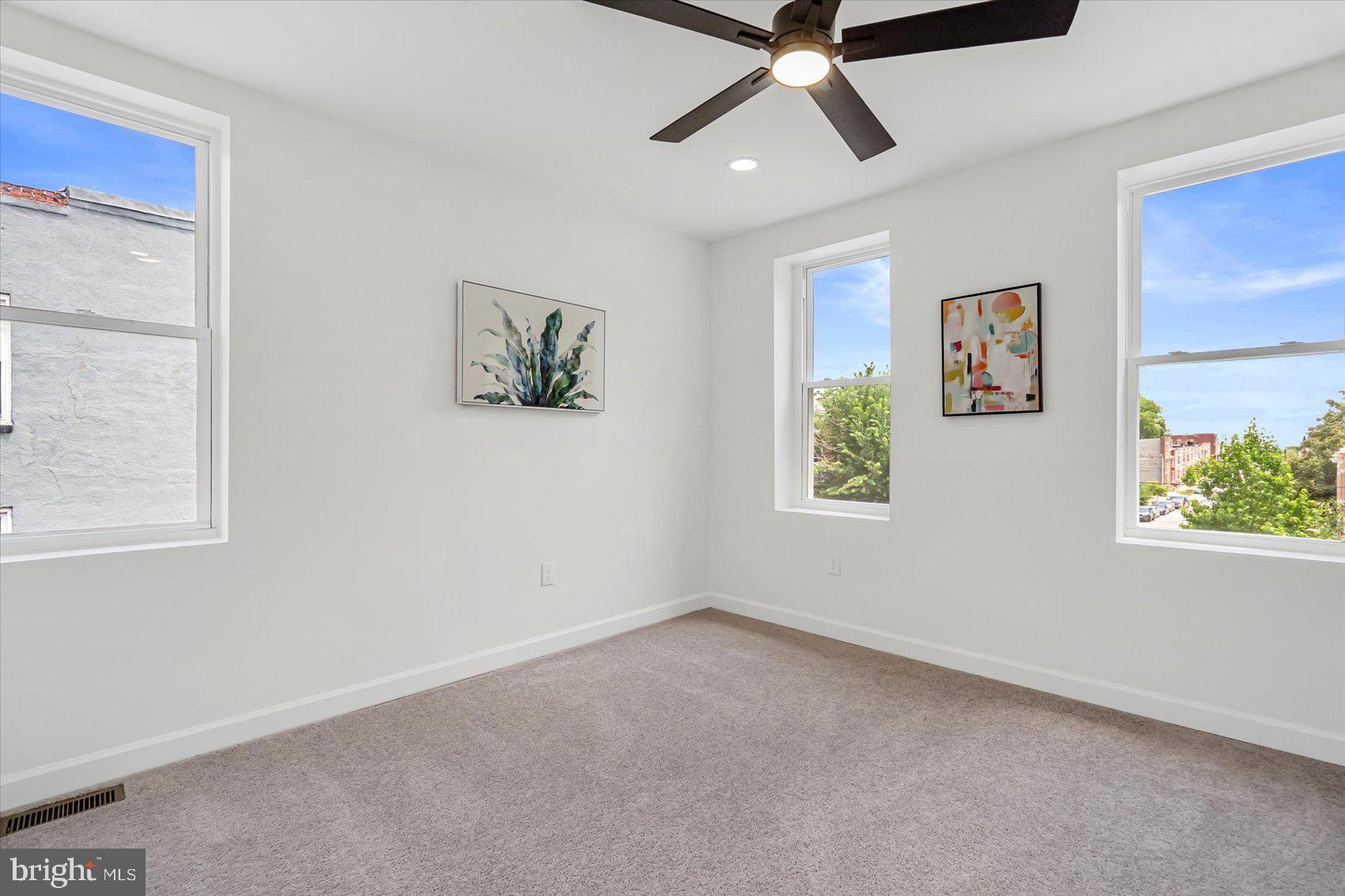 MONDAWMIN - Residential