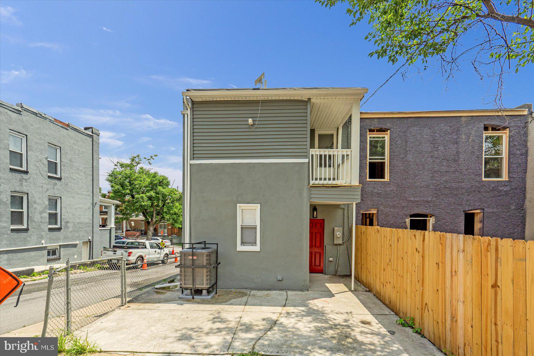 MONDAWMIN - Residential