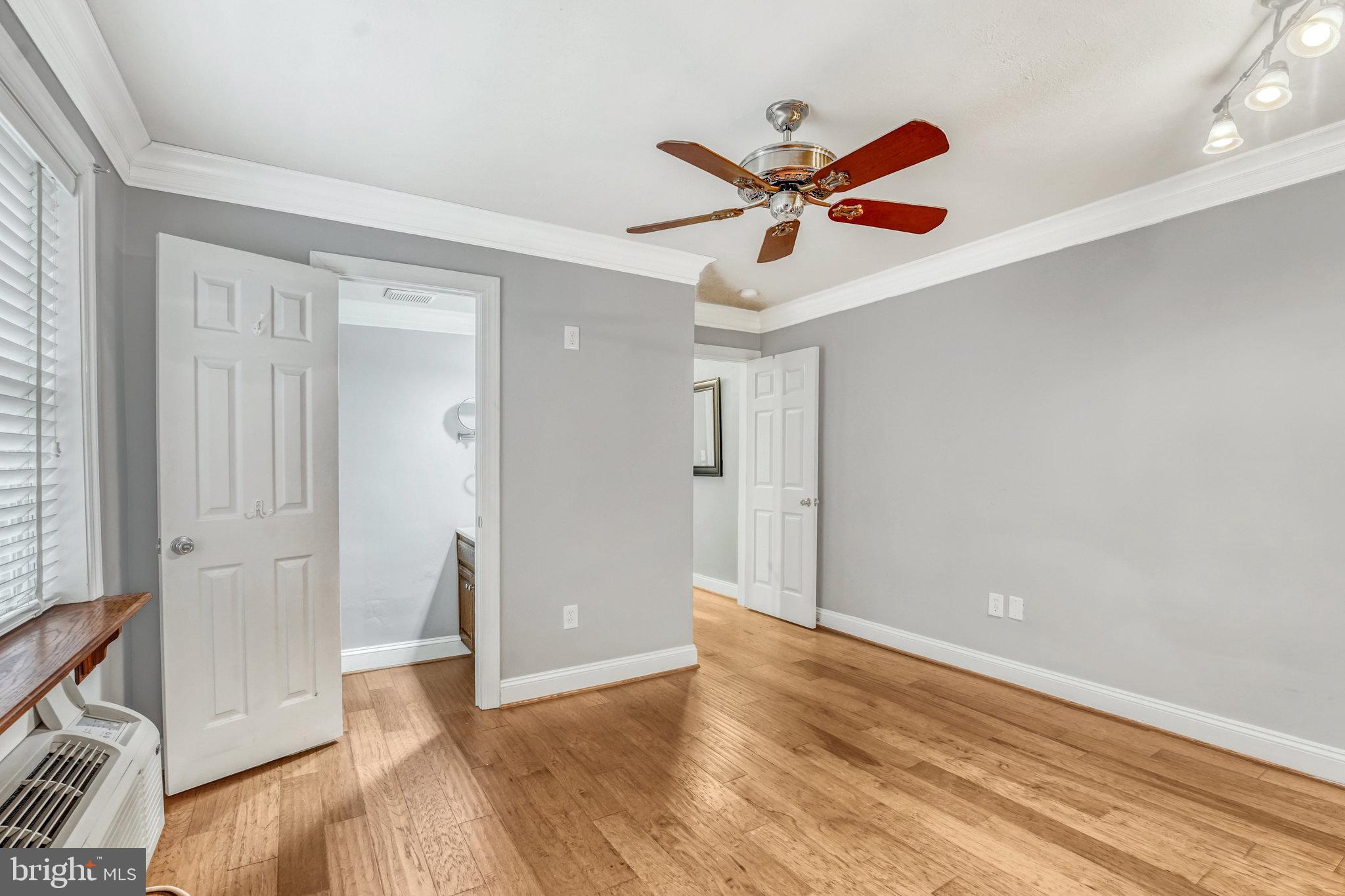 POTOWMACK CROSSING - Residential Lease