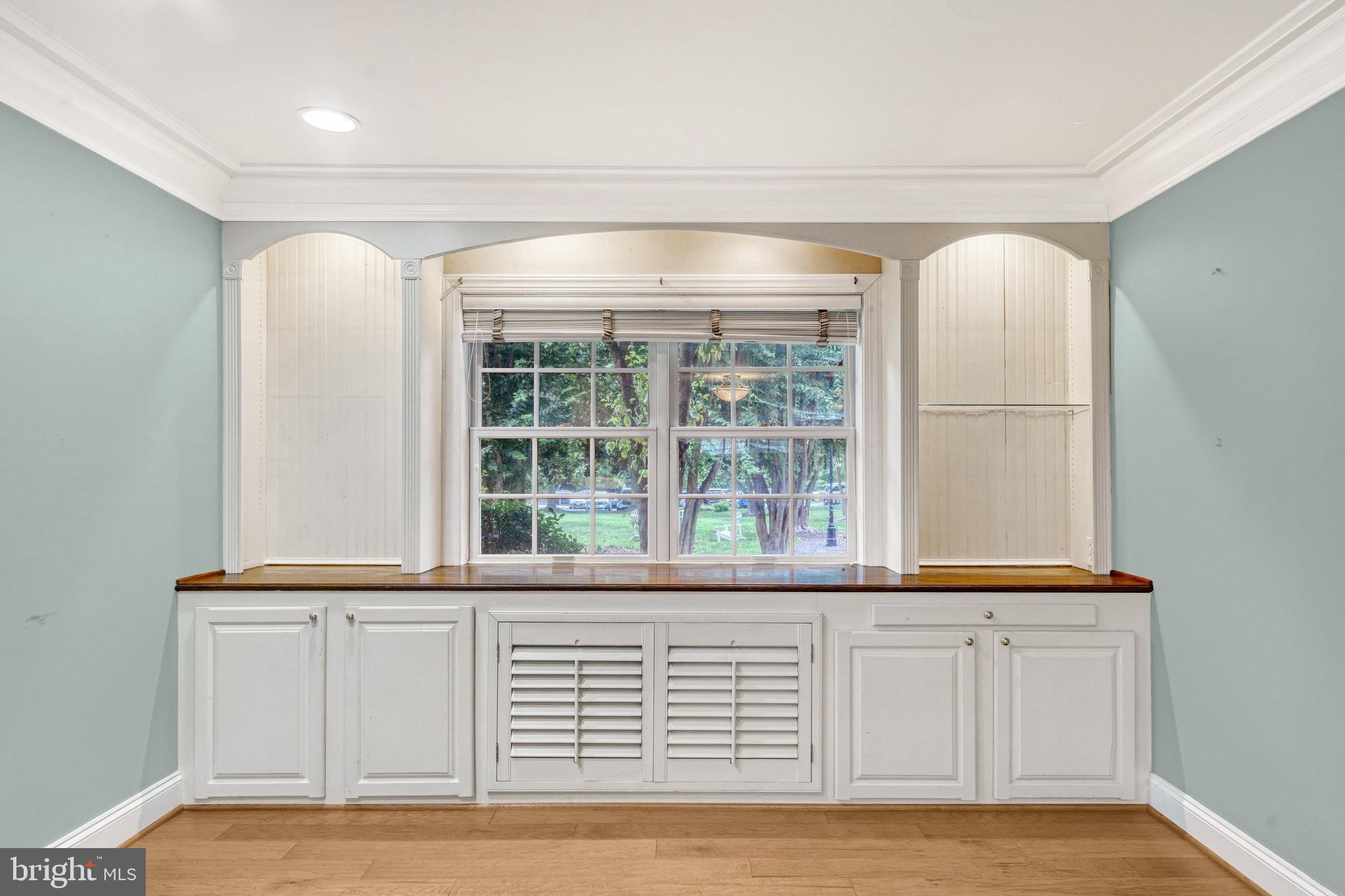 POTOWMACK CROSSING - Residential Lease