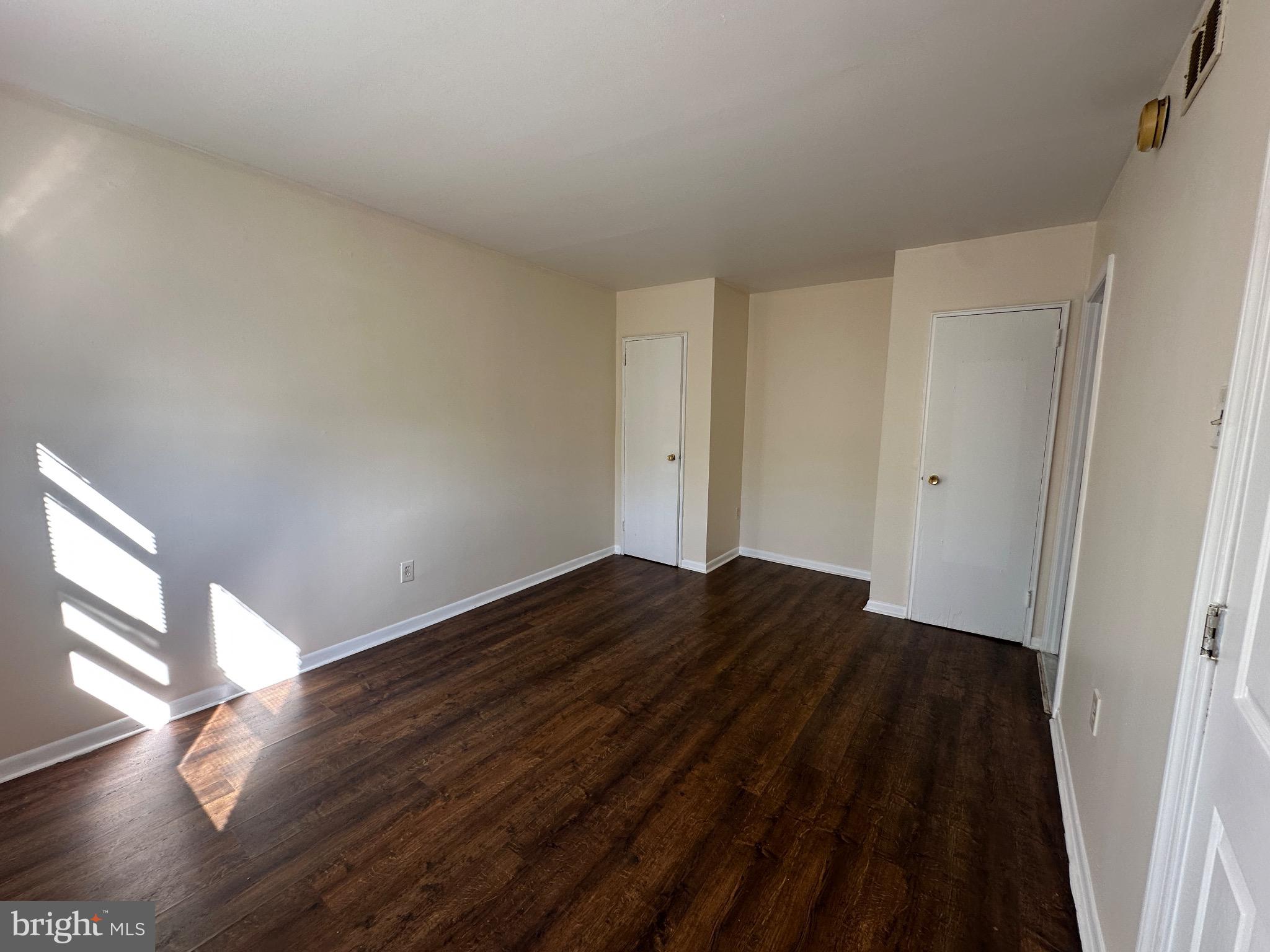 OLNEY - Residential Lease