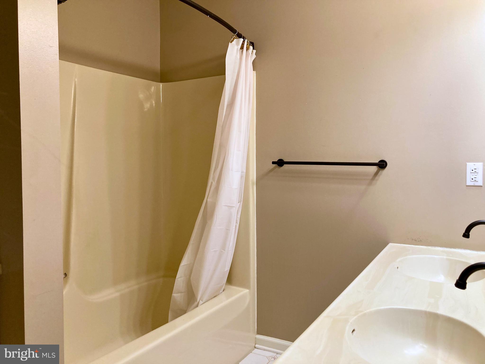 COLONY HEIGHTS - Residential