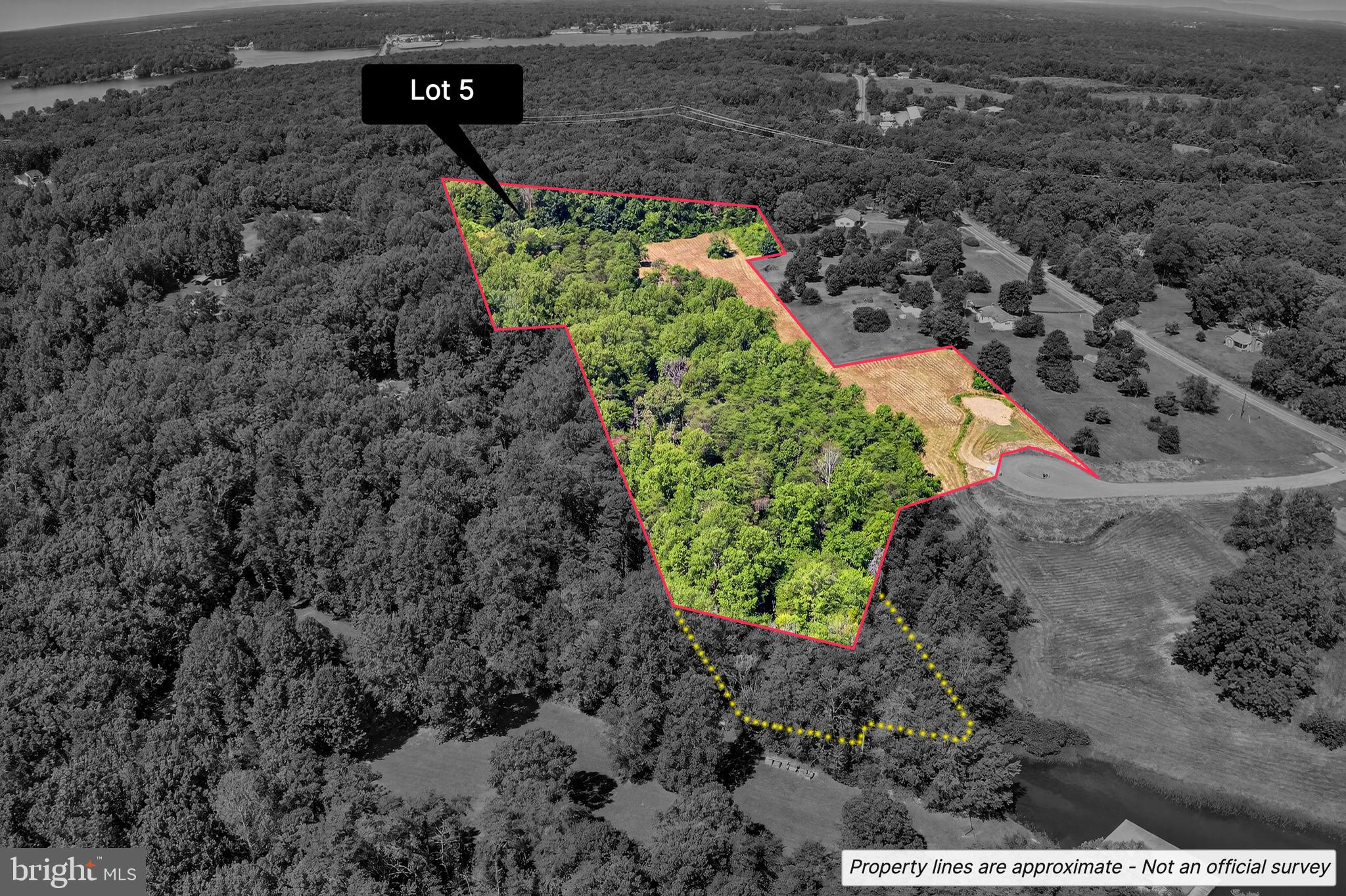 4706 EAGLE POINT COURT