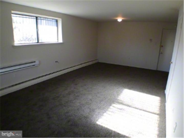 LANDSDOWNE STATION - Commercial Sale