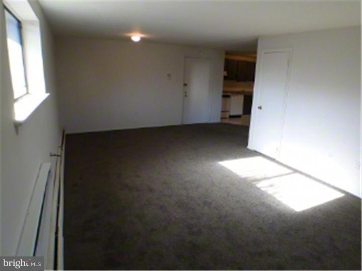 LANDSDOWNE STATION - Commercial Sale