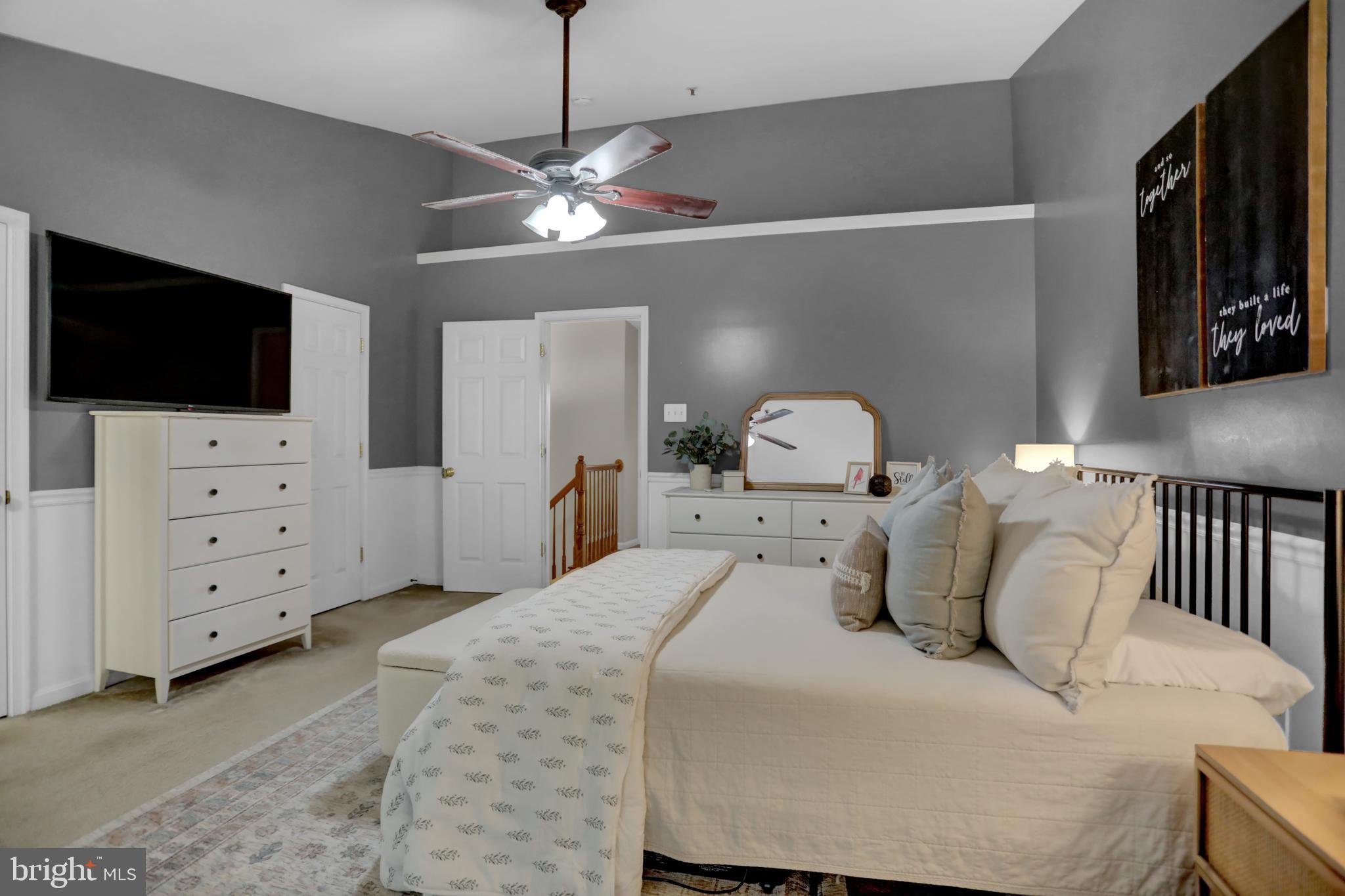 AUTUMN RUN - Residential