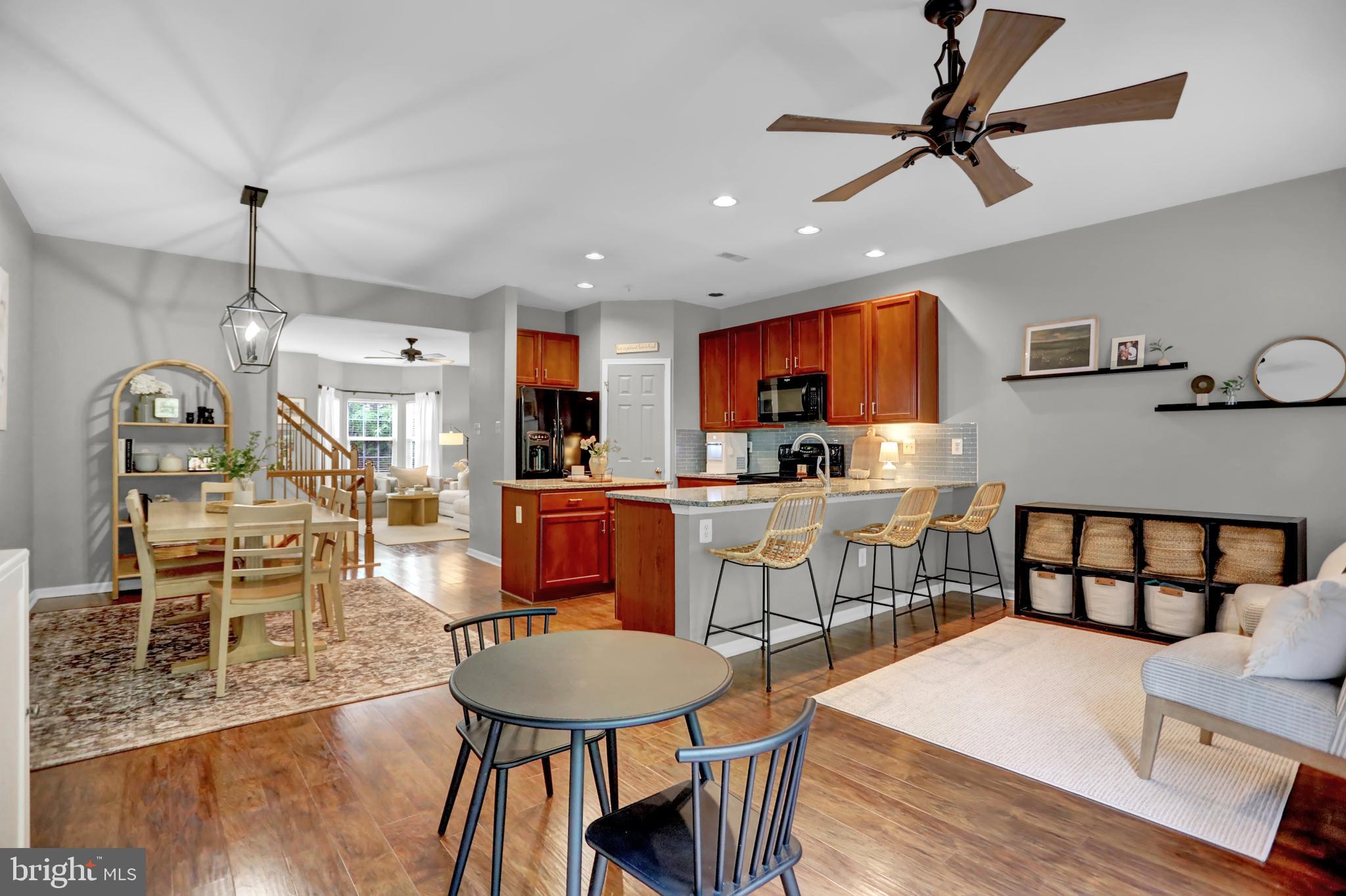 AUTUMN RUN - Residential