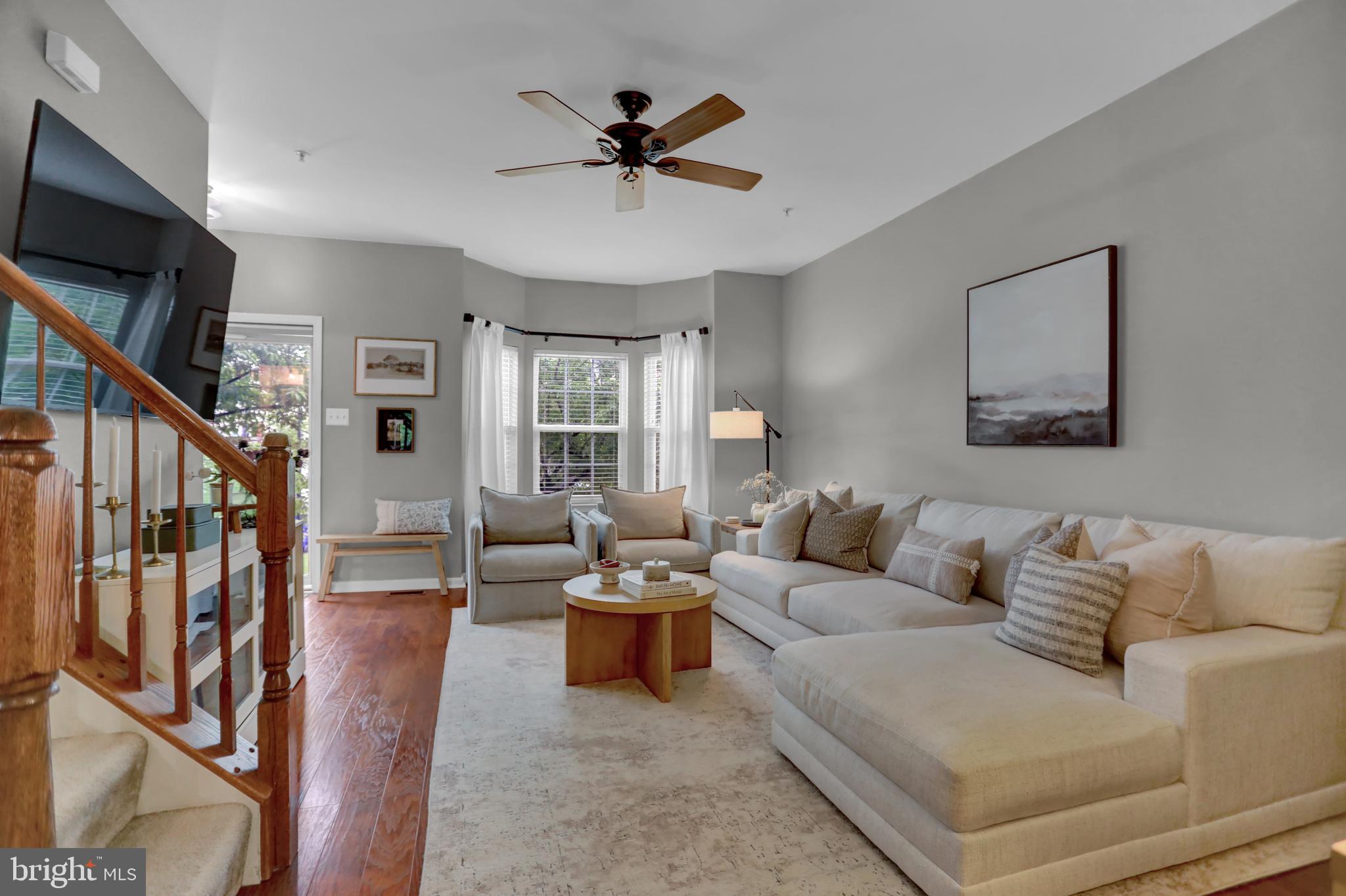 AUTUMN RUN - Residential